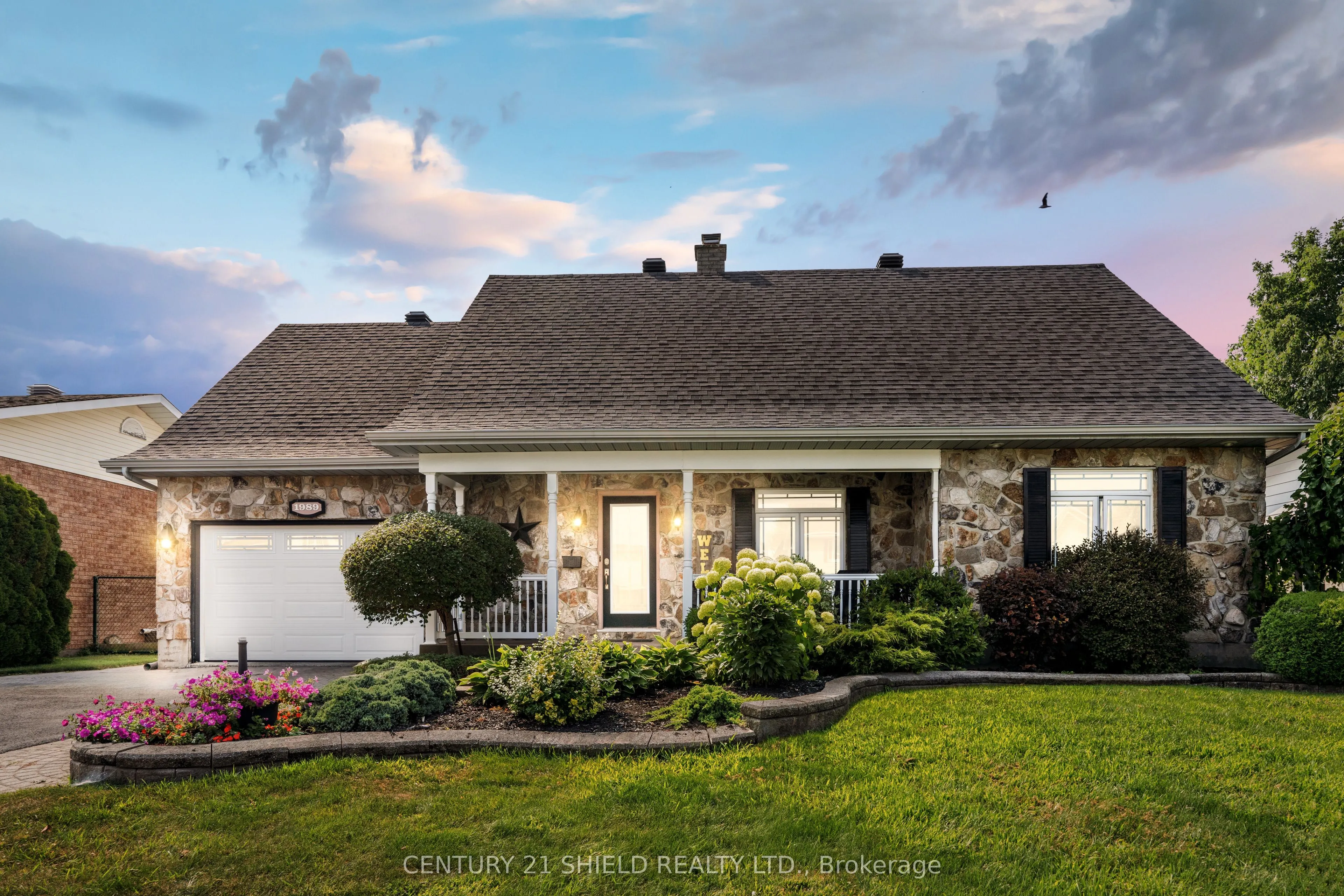 1989 Belvedere Crescent