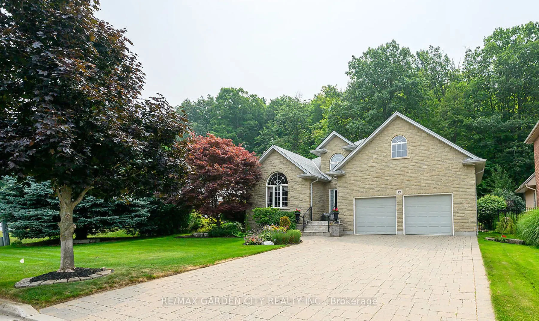 19 BELL Avenue