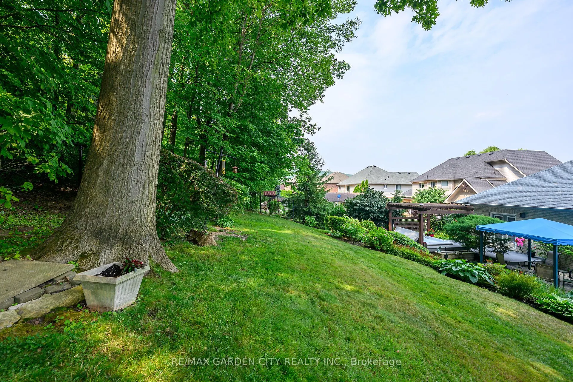 19 BELL Avenue