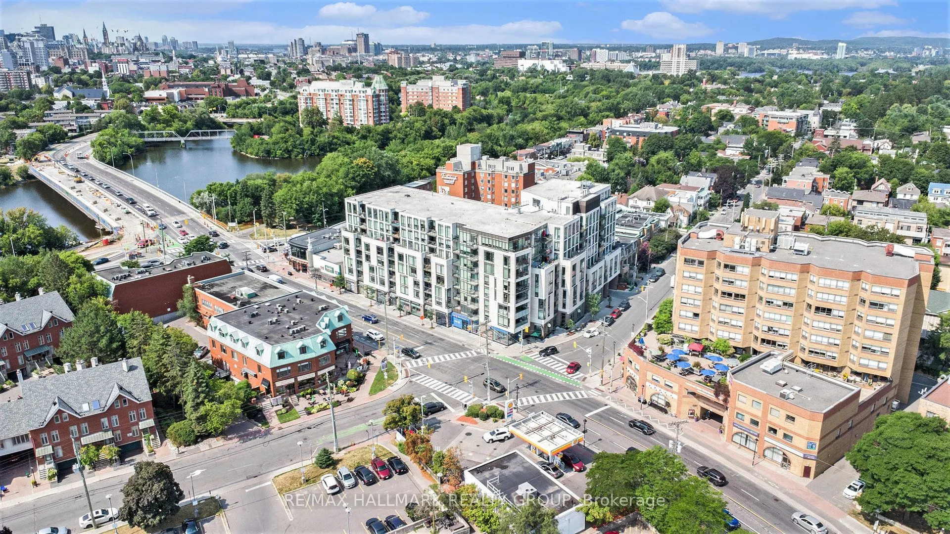 76 Barrette Street