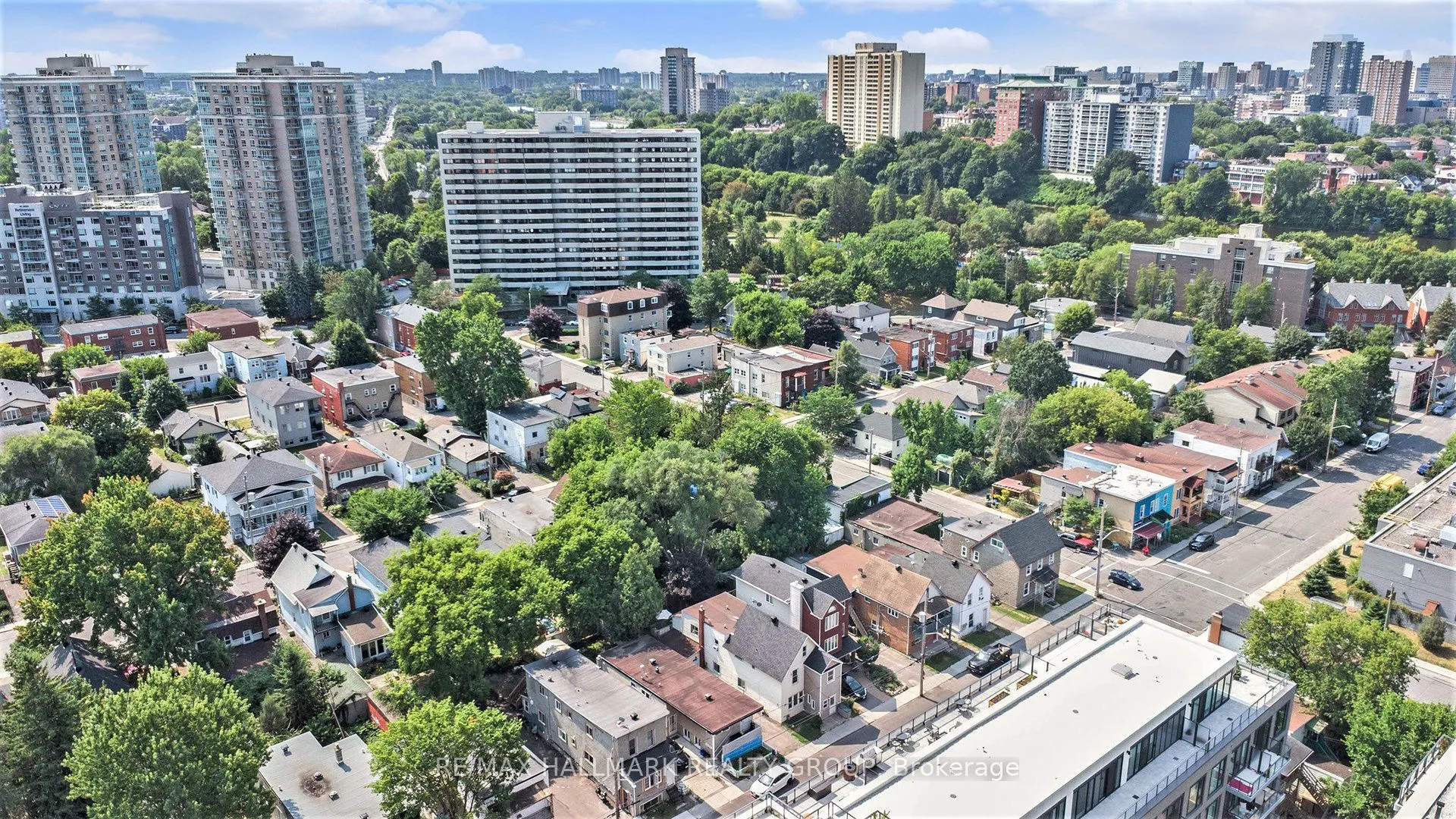 76 Barrette Street