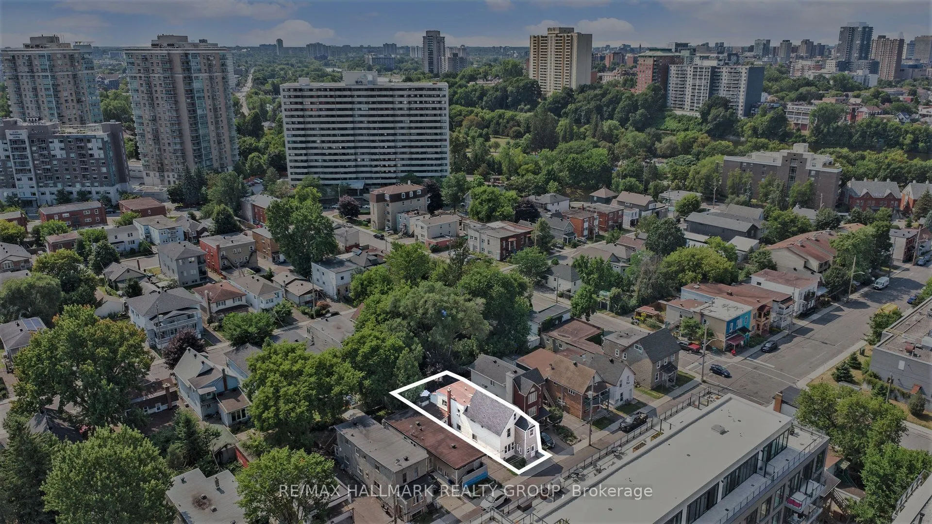 76 Barrette Street