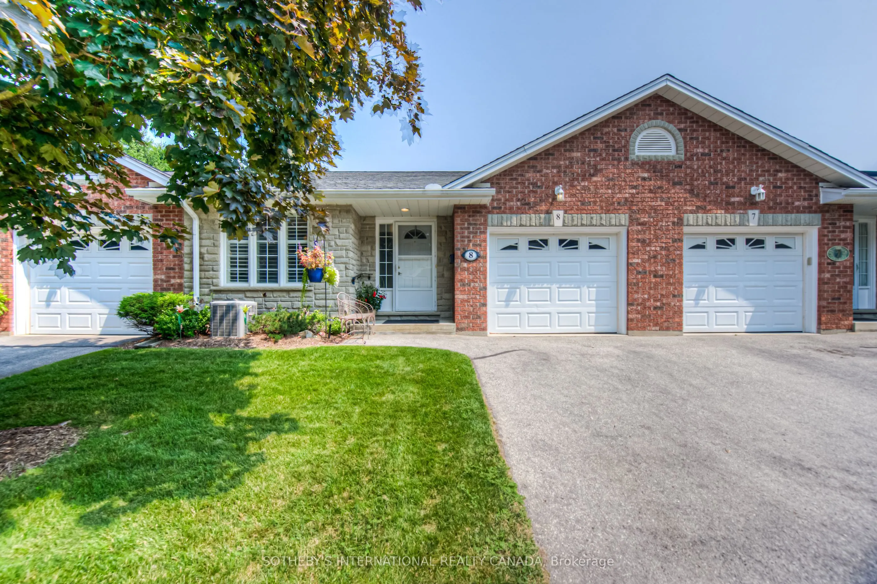 150 Oak Street, #8