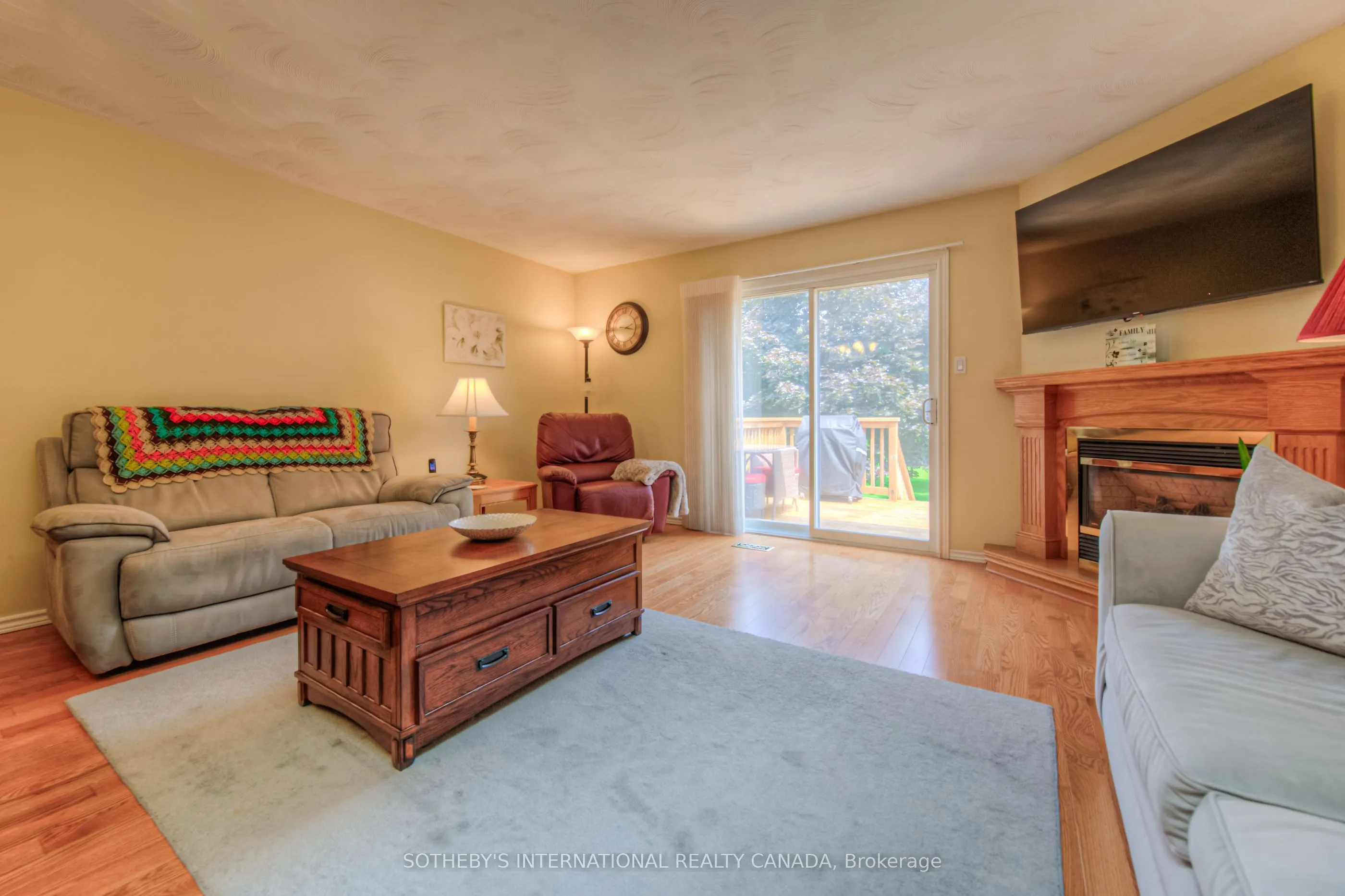 150 Oak Street, #8