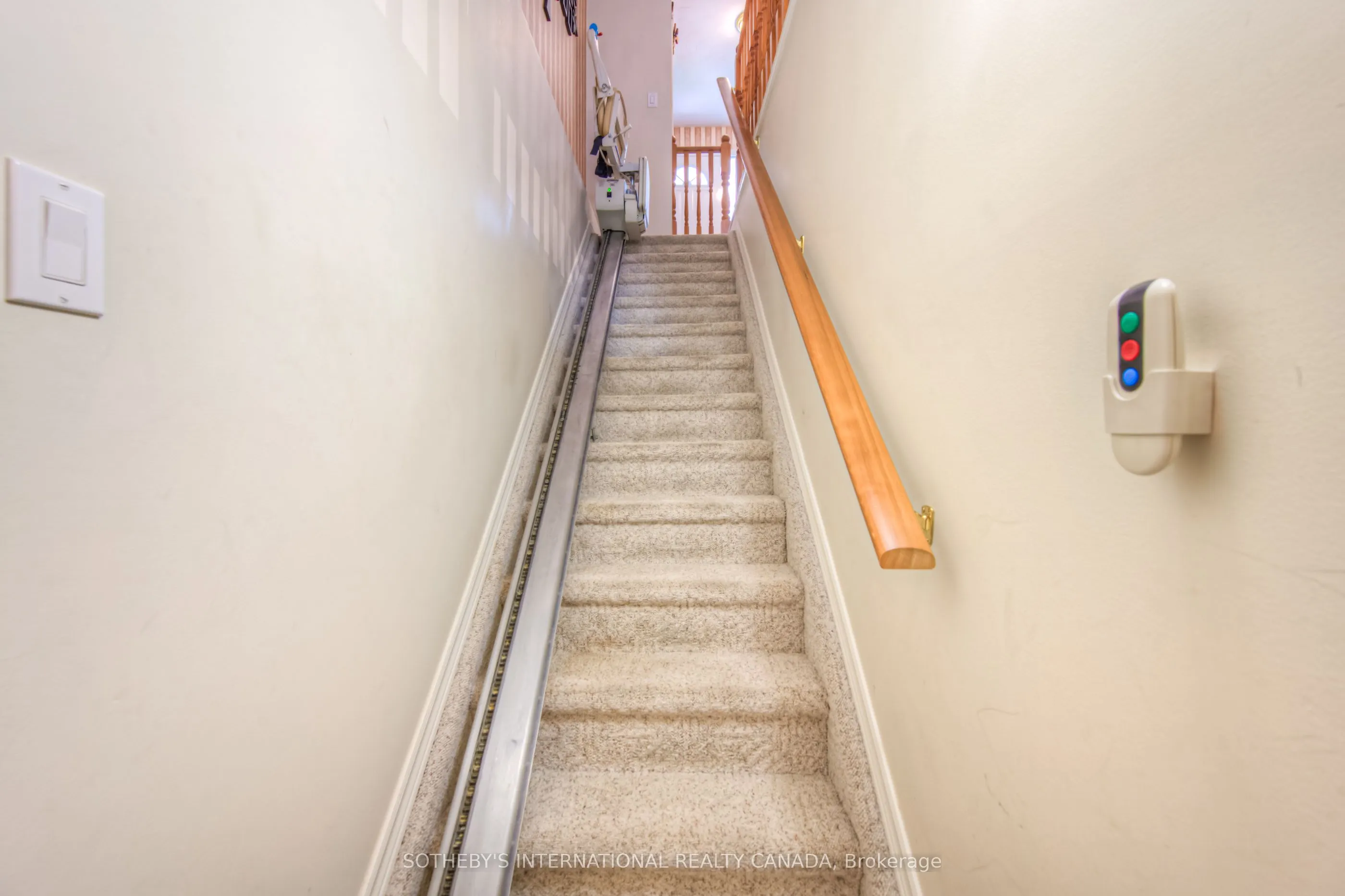 150 Oak Street, #8