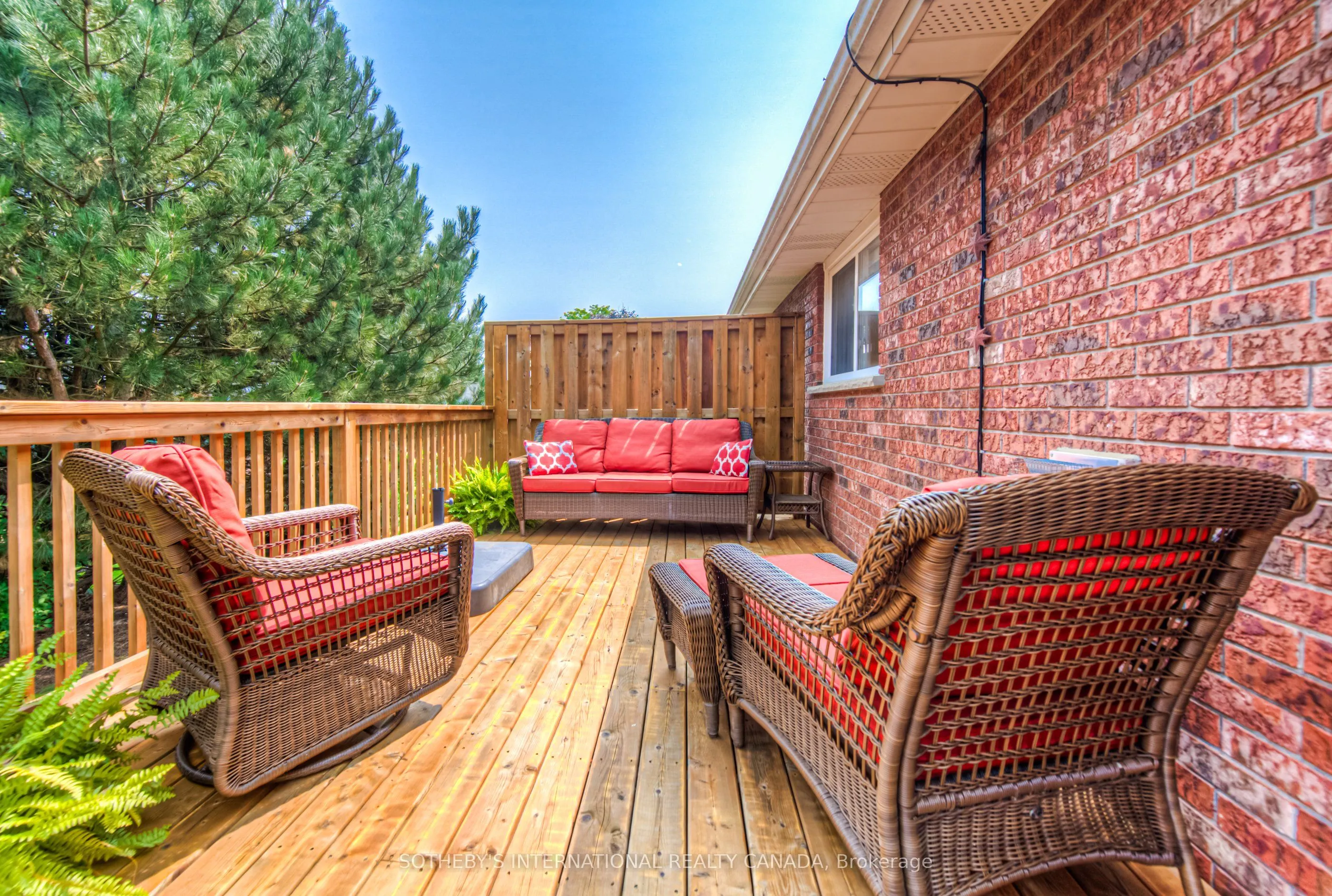 150 Oak Street, #8