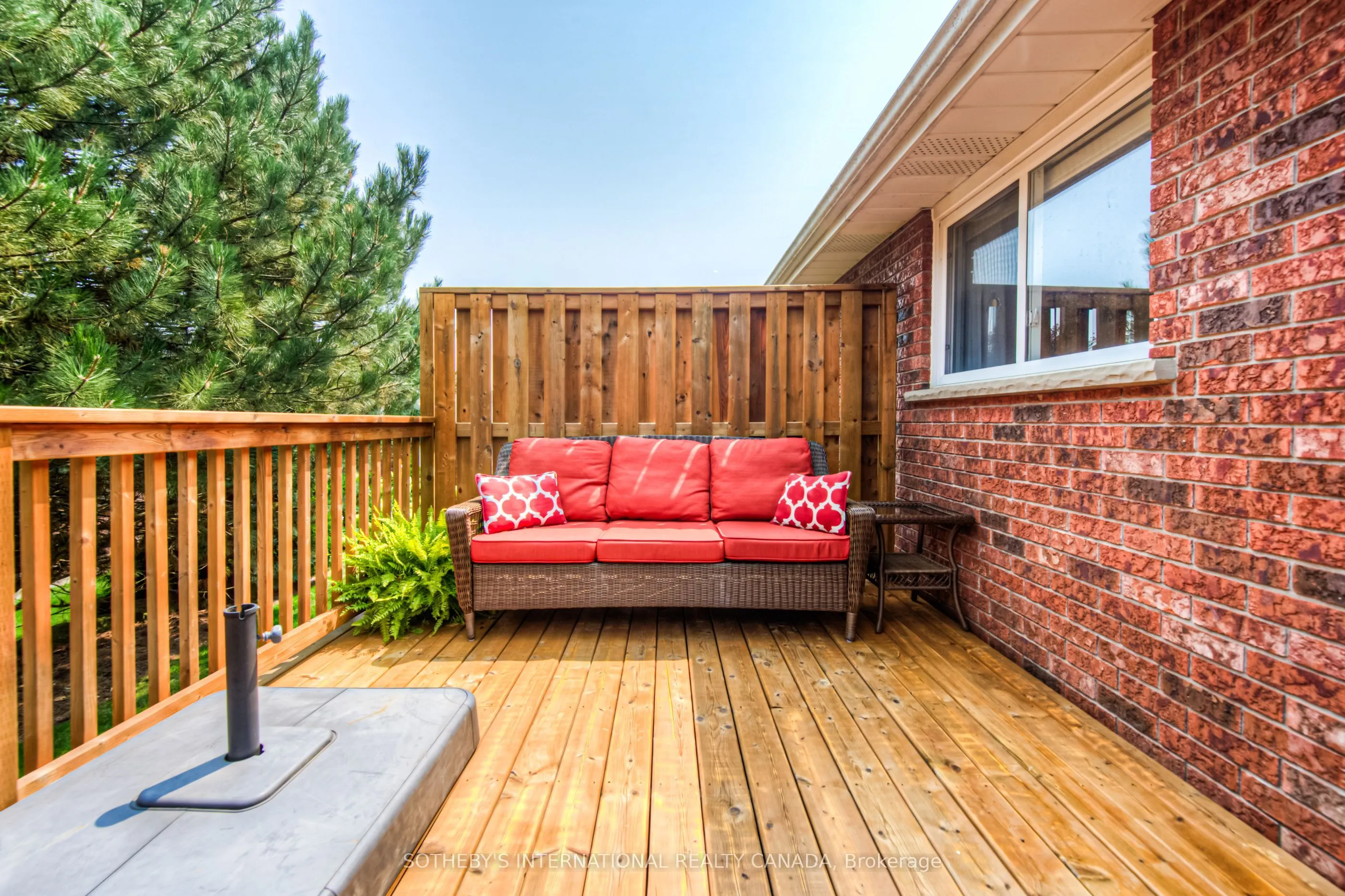 150 Oak Street, #8