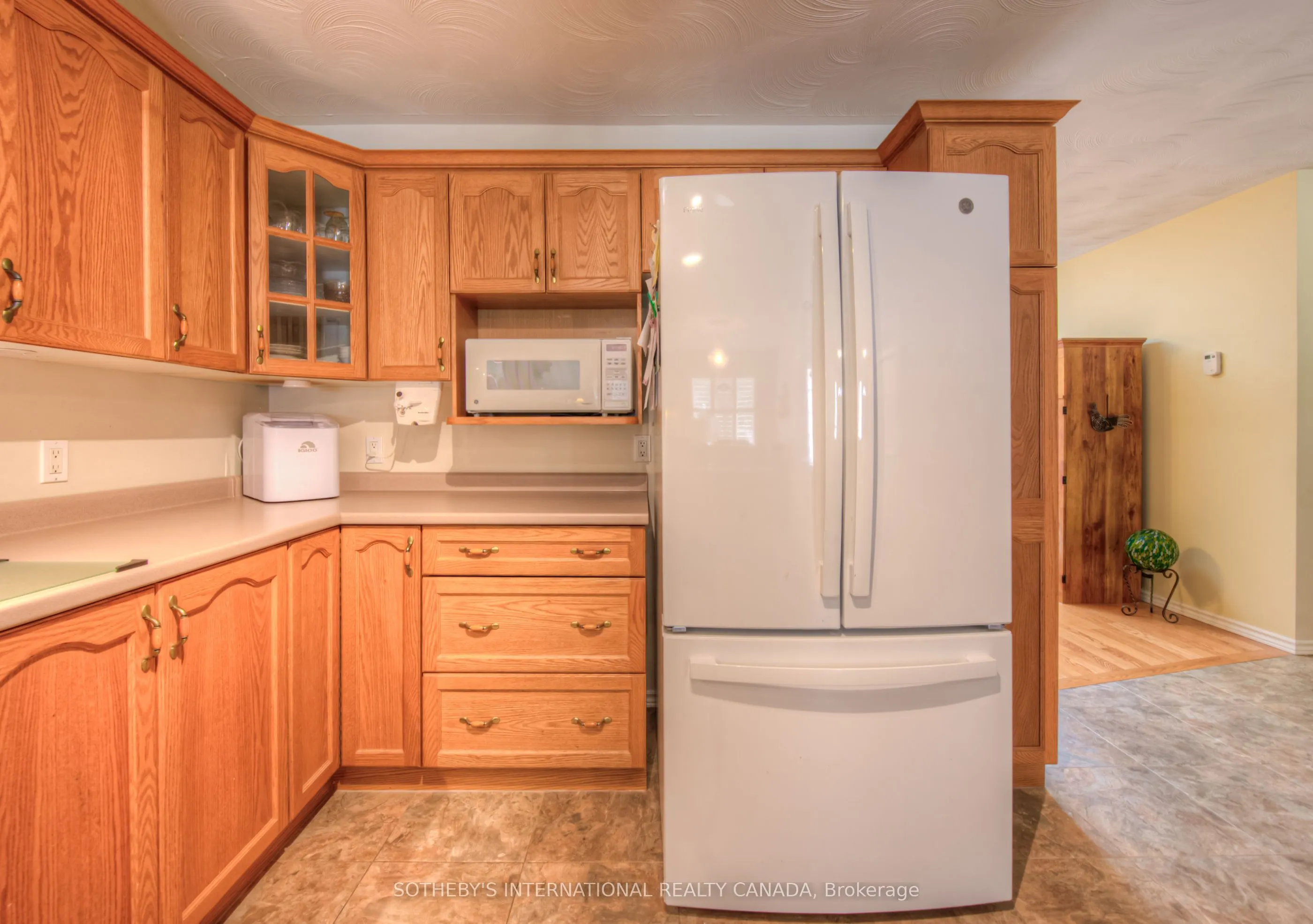 150 Oak Street, #8