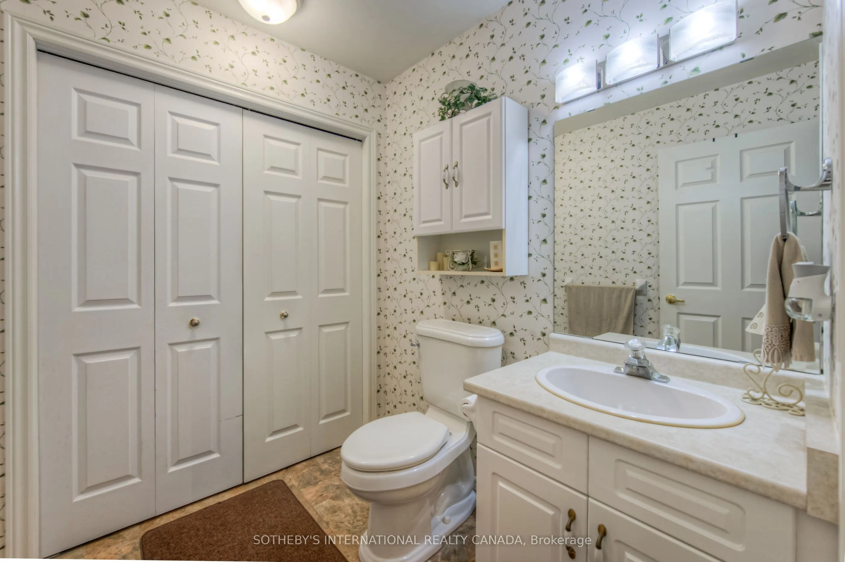 150 Oak Street, #8