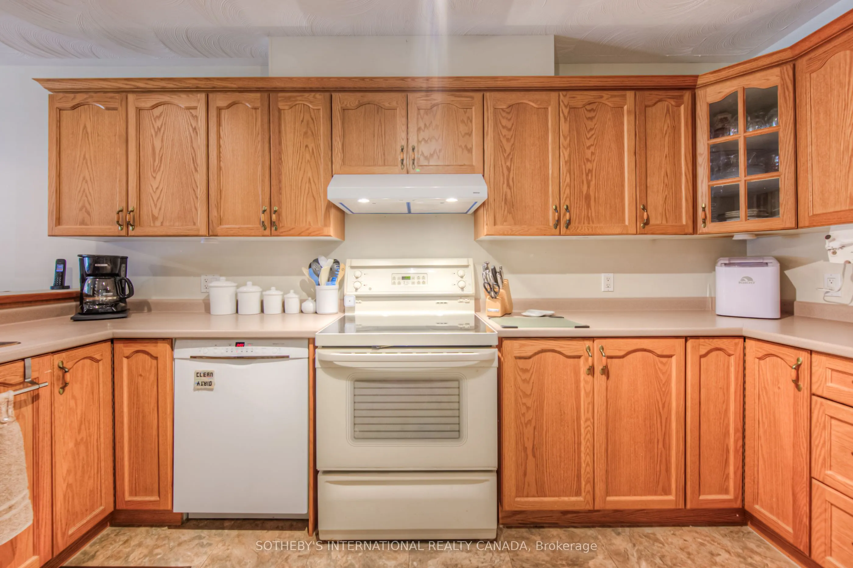 150 Oak Street, #8