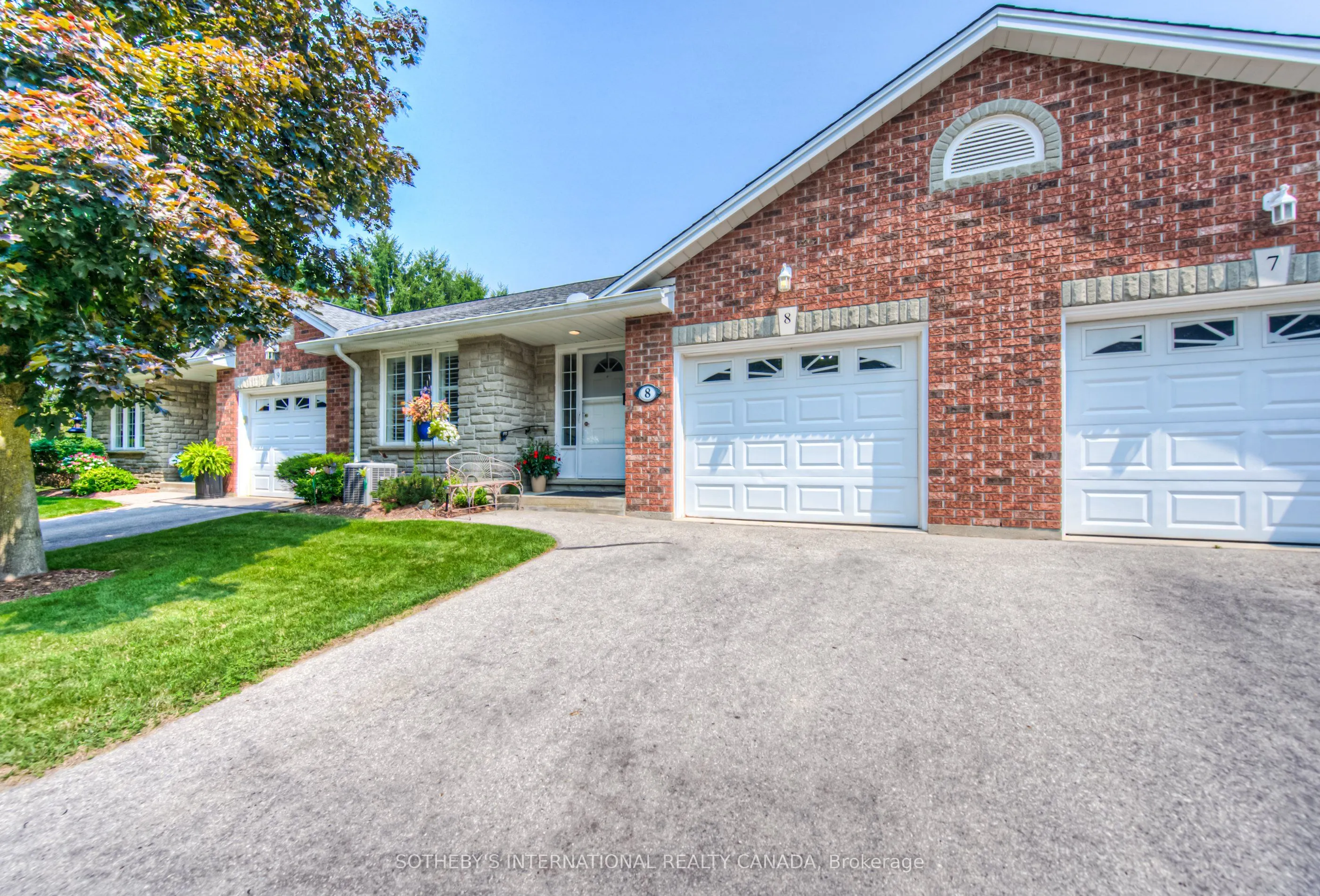 150 Oak Street, #8