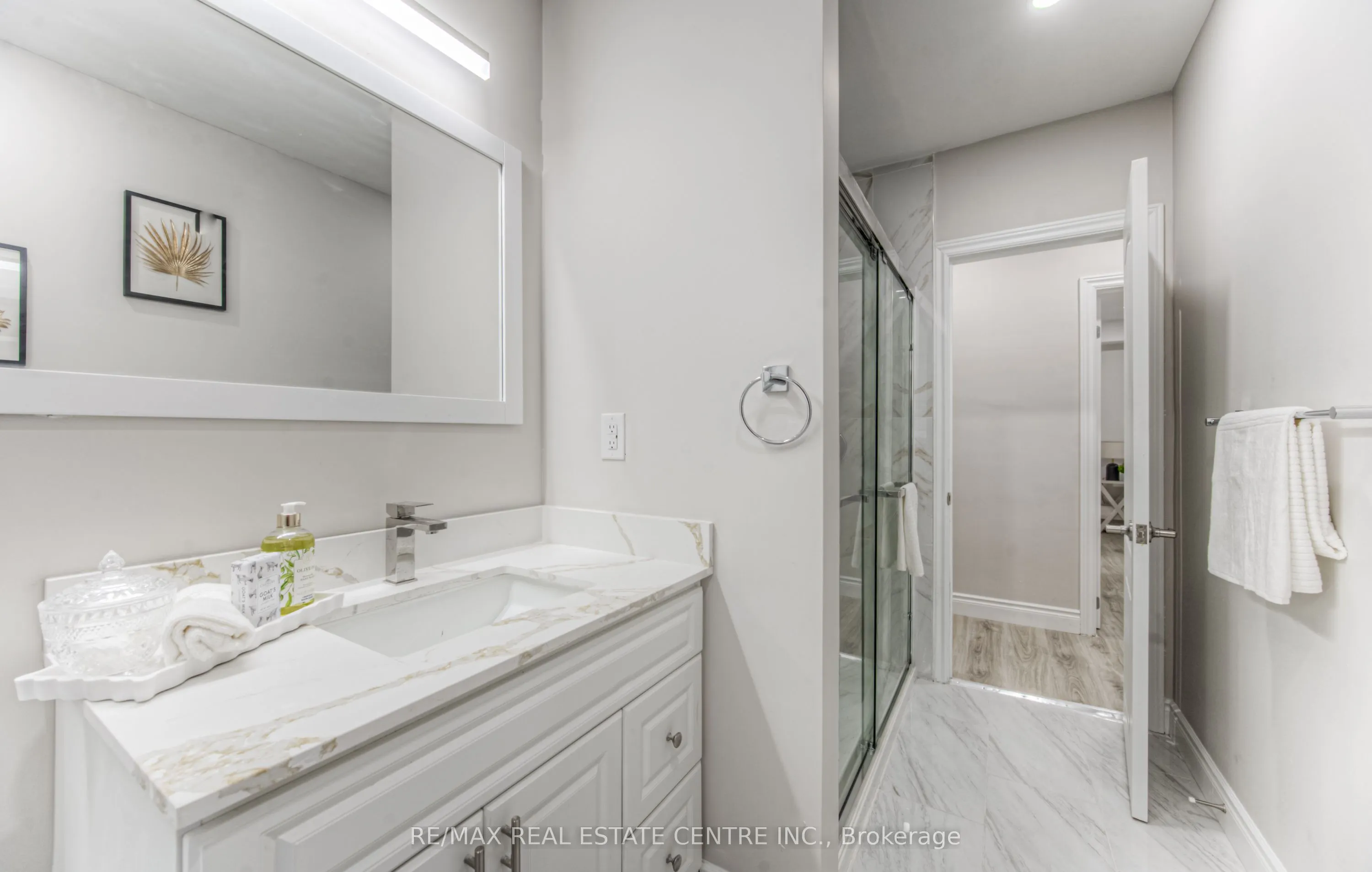 271 Bedford Road N