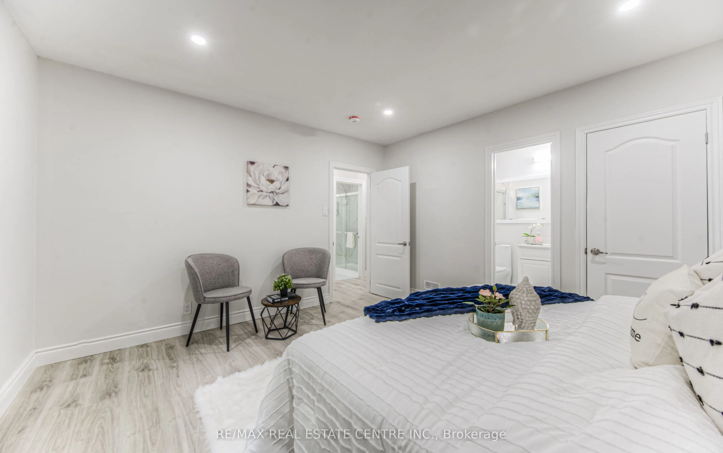 271 Bedford Road N
