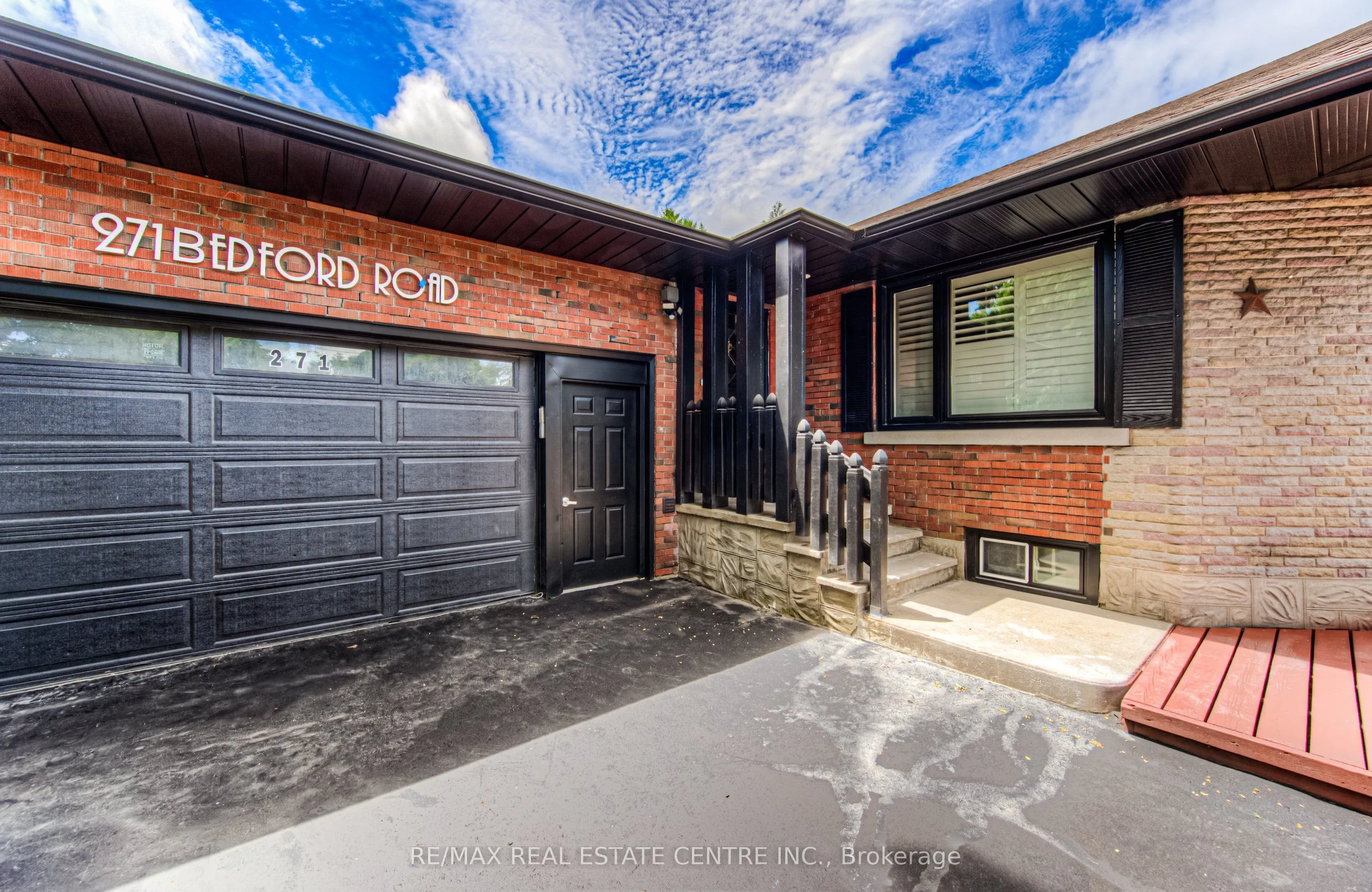 271 Bedford Road N
