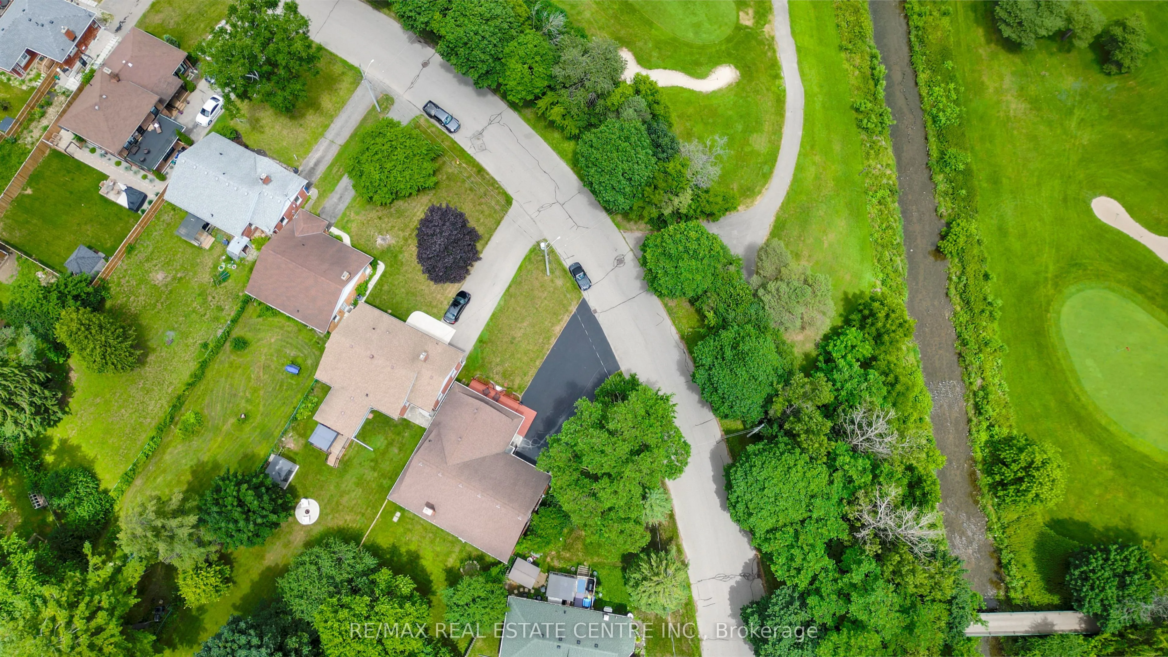 271 Bedford Road N