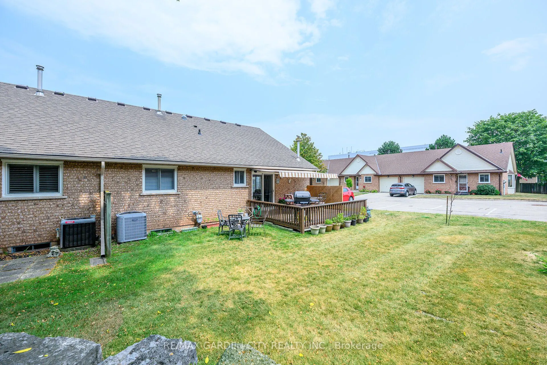 10 Wentworth Drive, #7