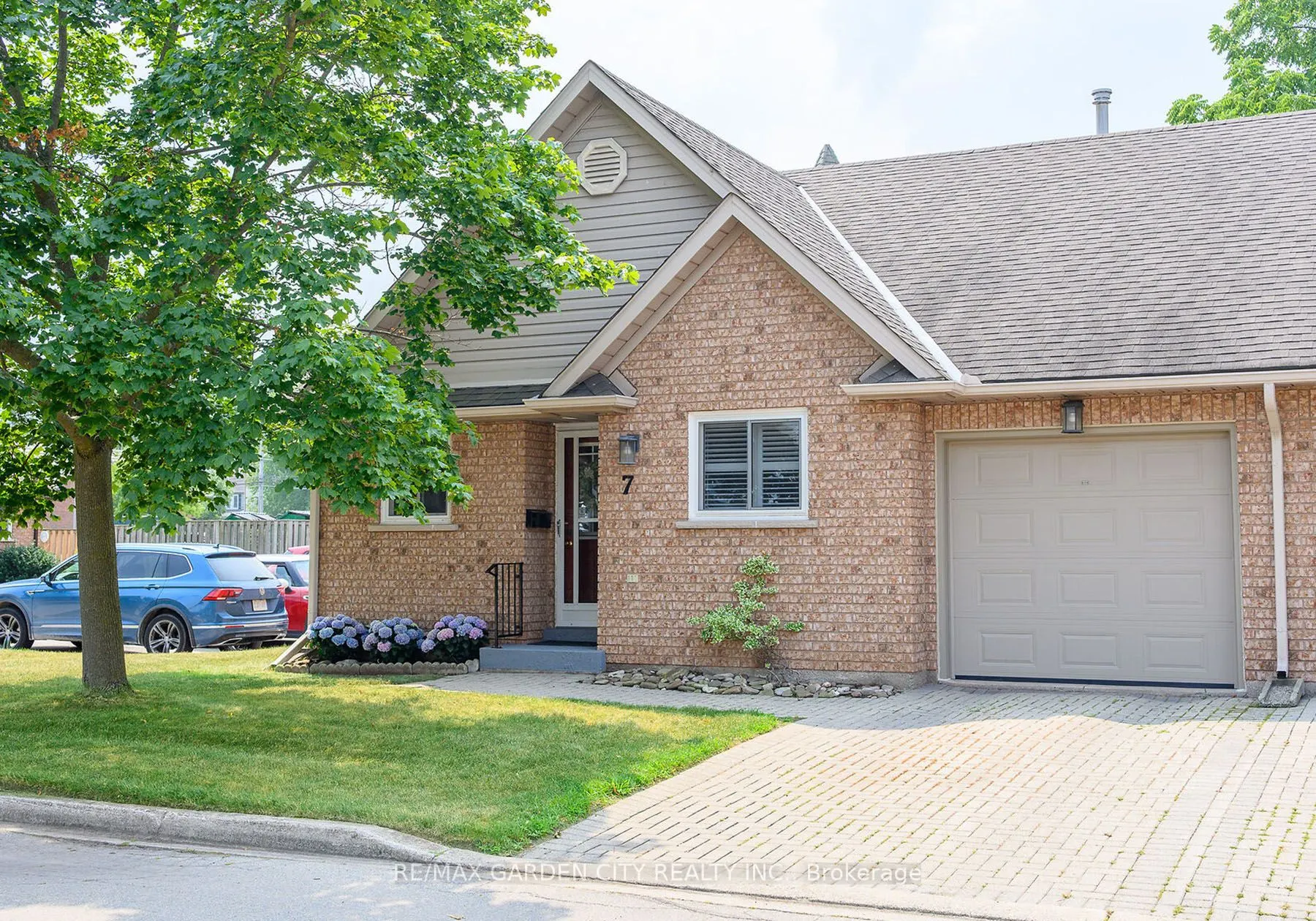 10 Wentworth Drive, #7