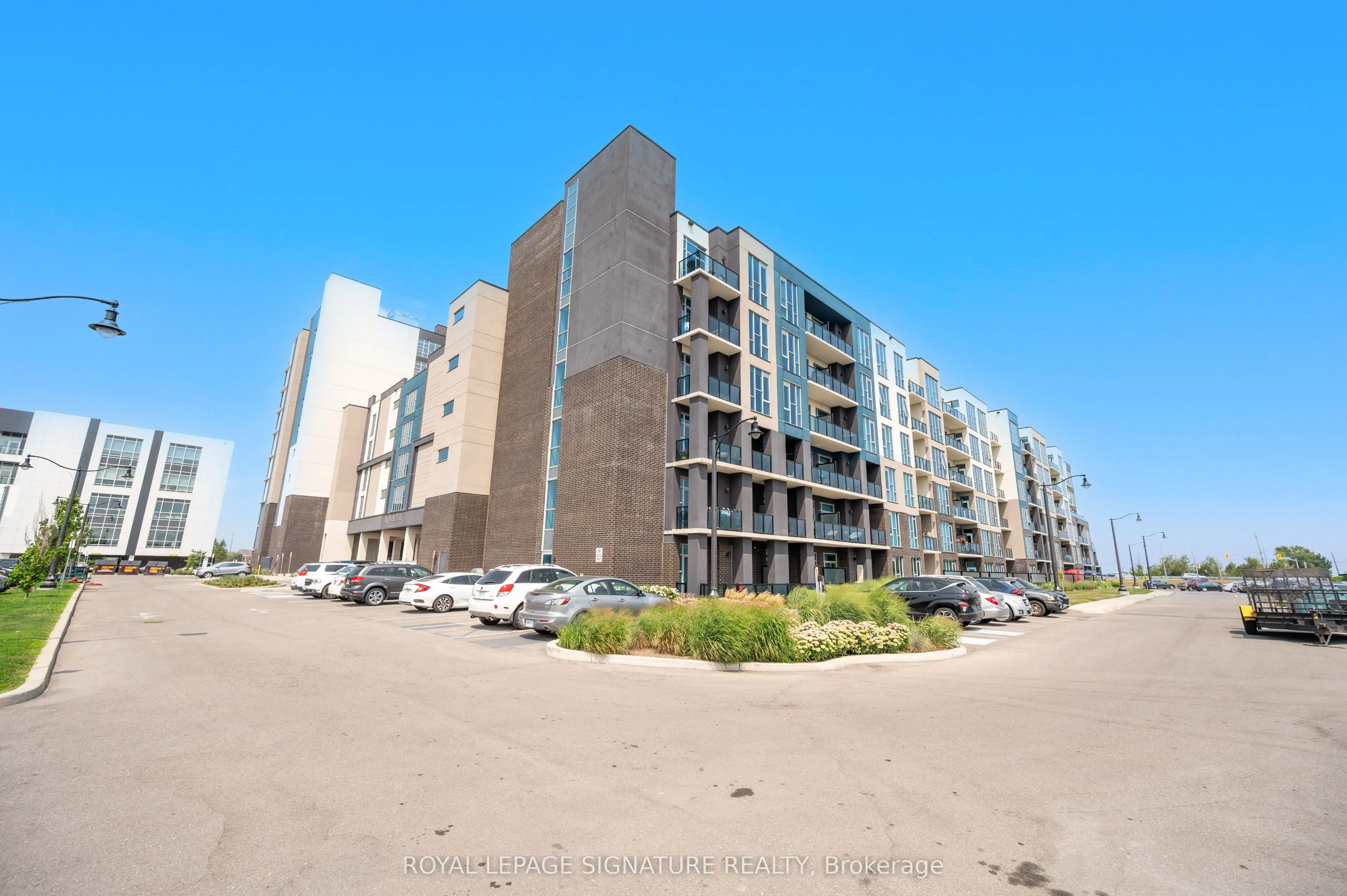 16 Concord Place, #629