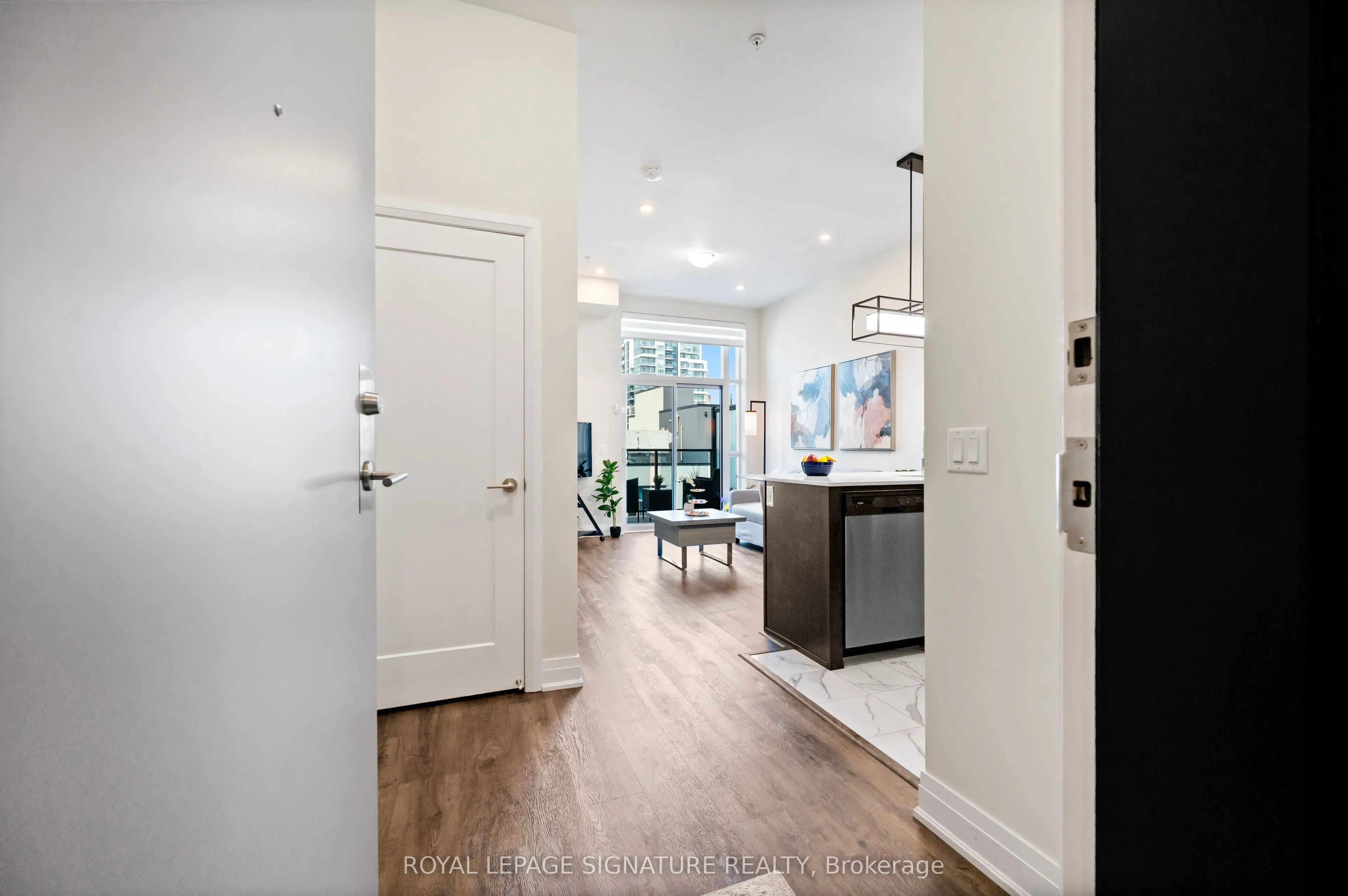 16 Concord Place, #629