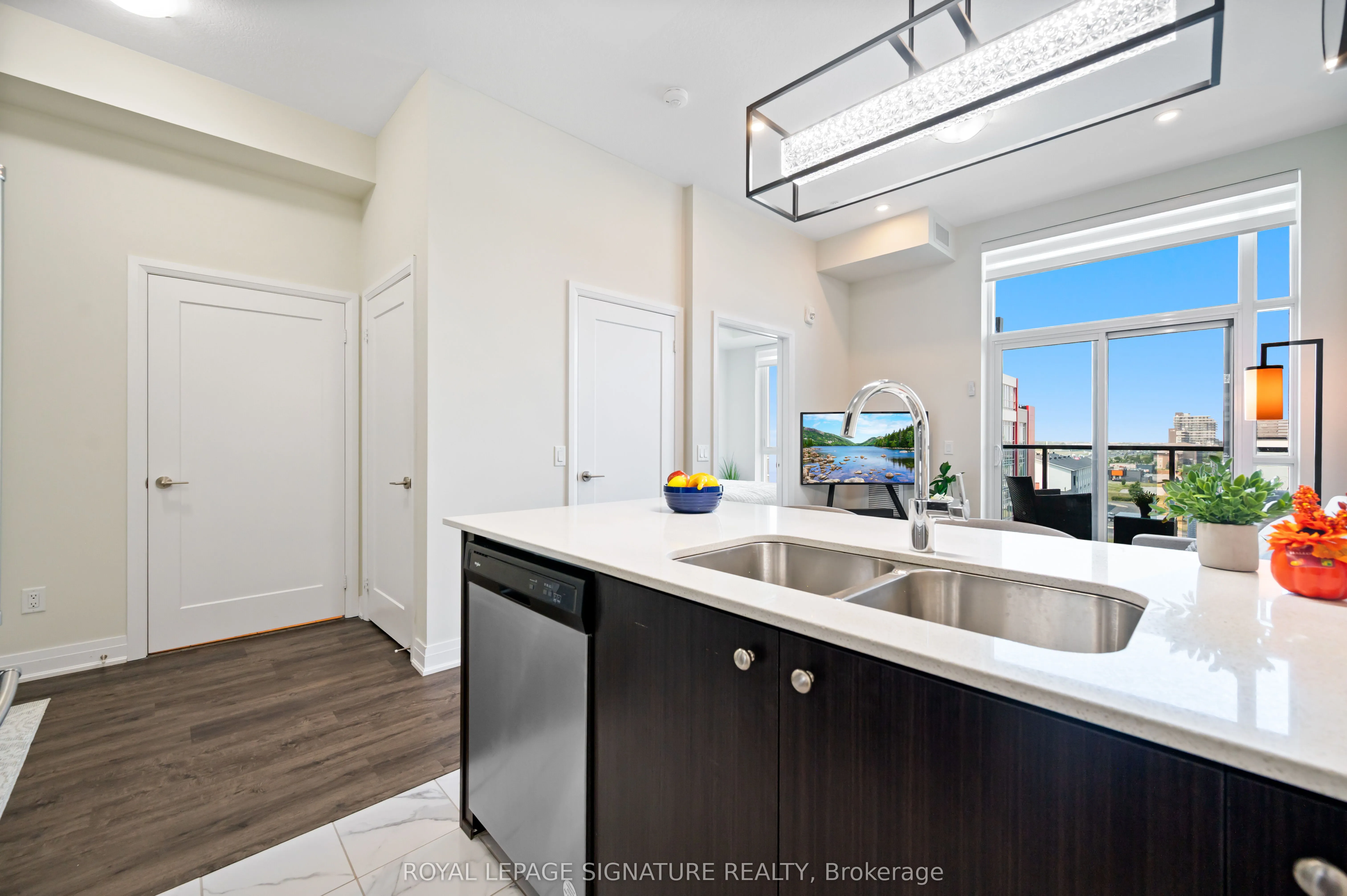 16 Concord Place, #629