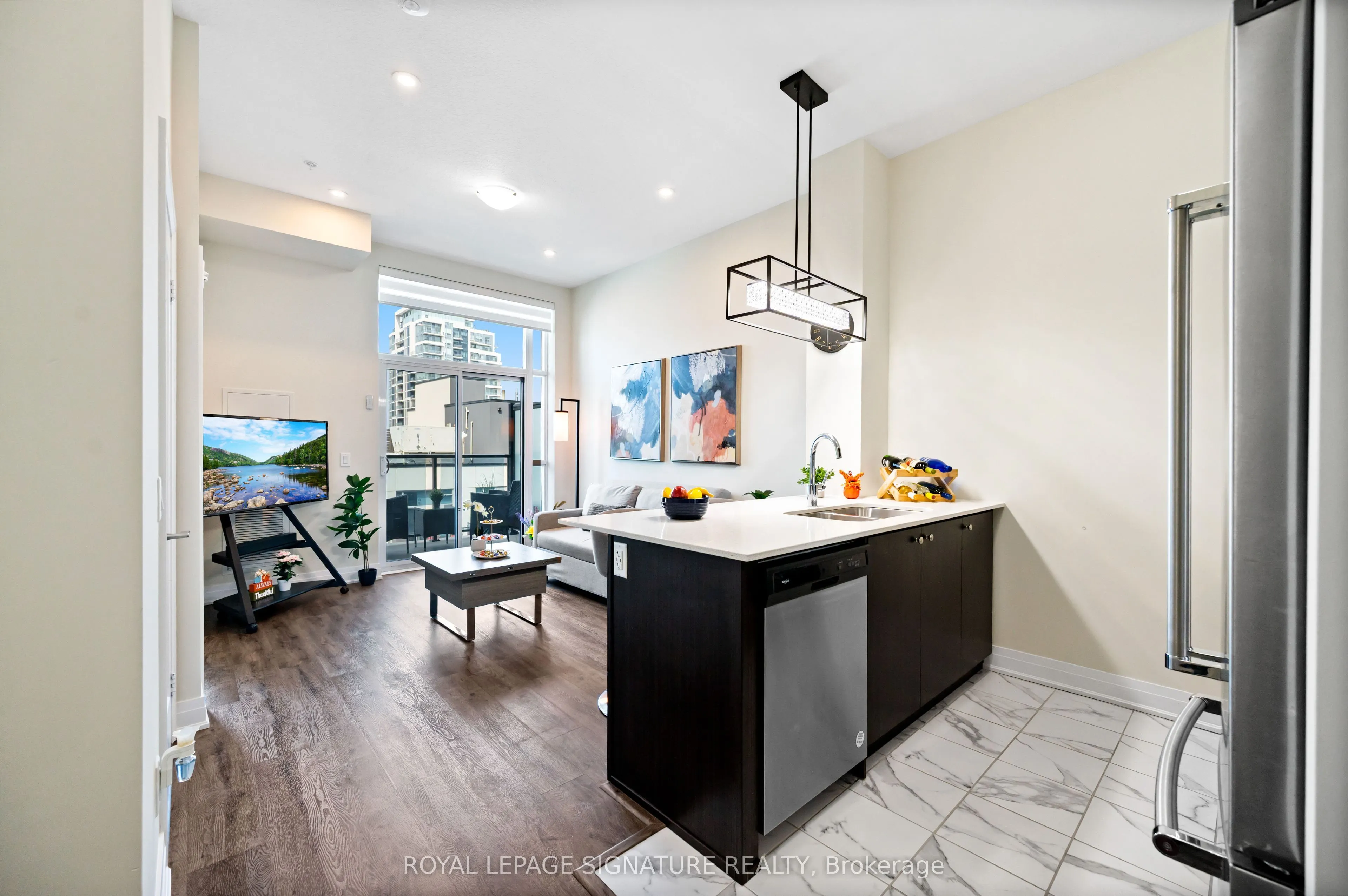 16 Concord Place, #629