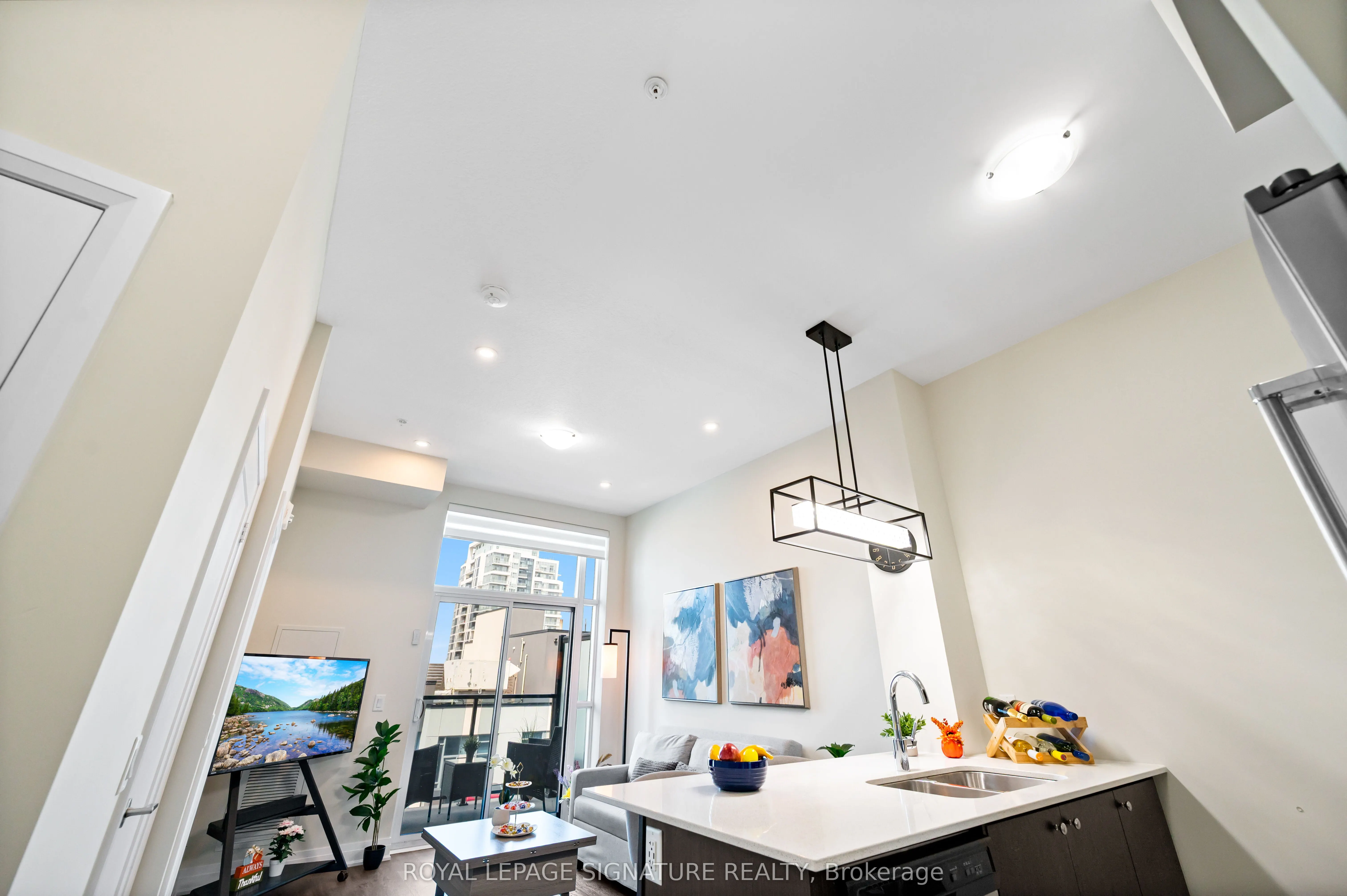 16 Concord Place, #629