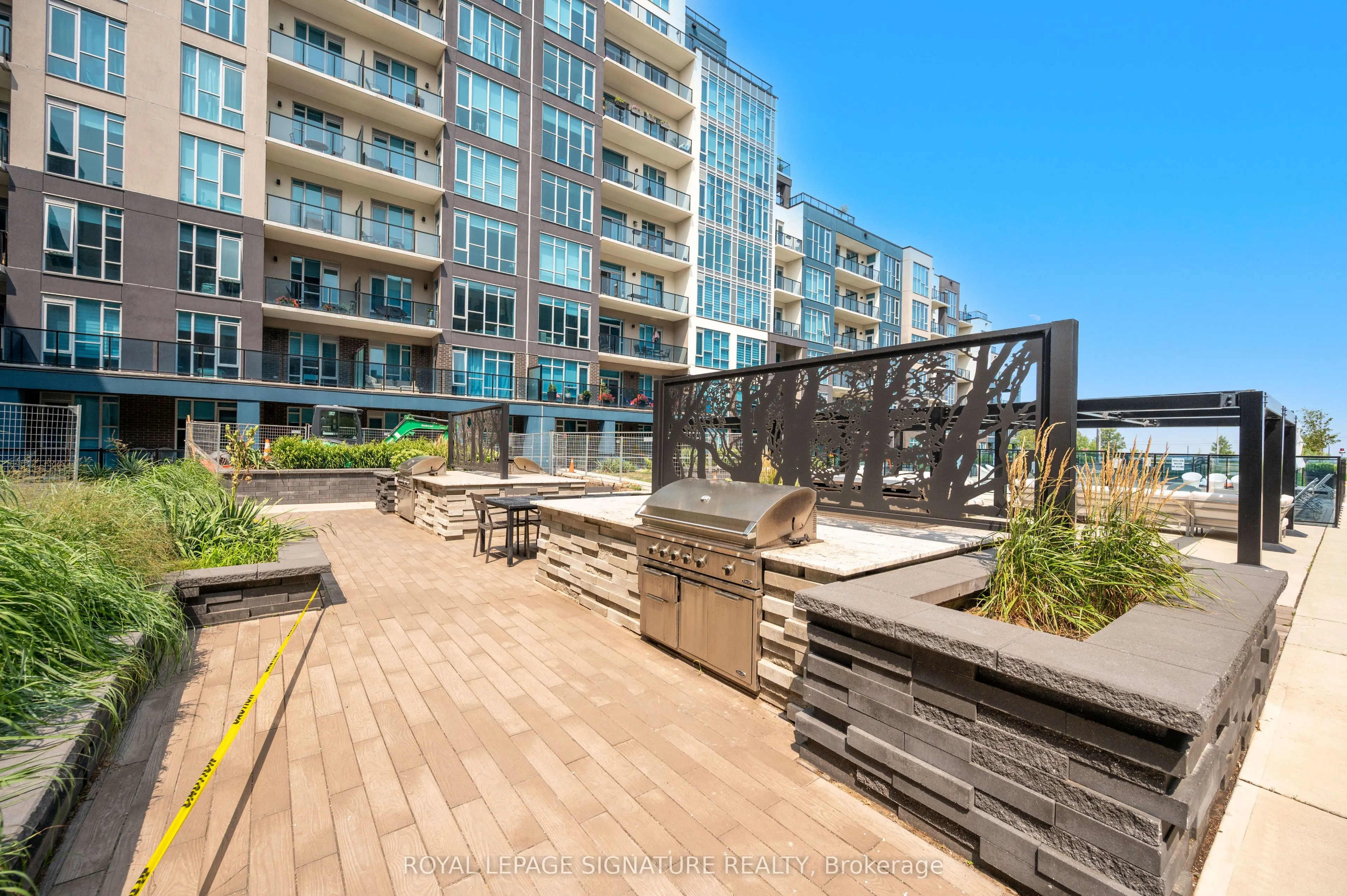 16 Concord Place, #629