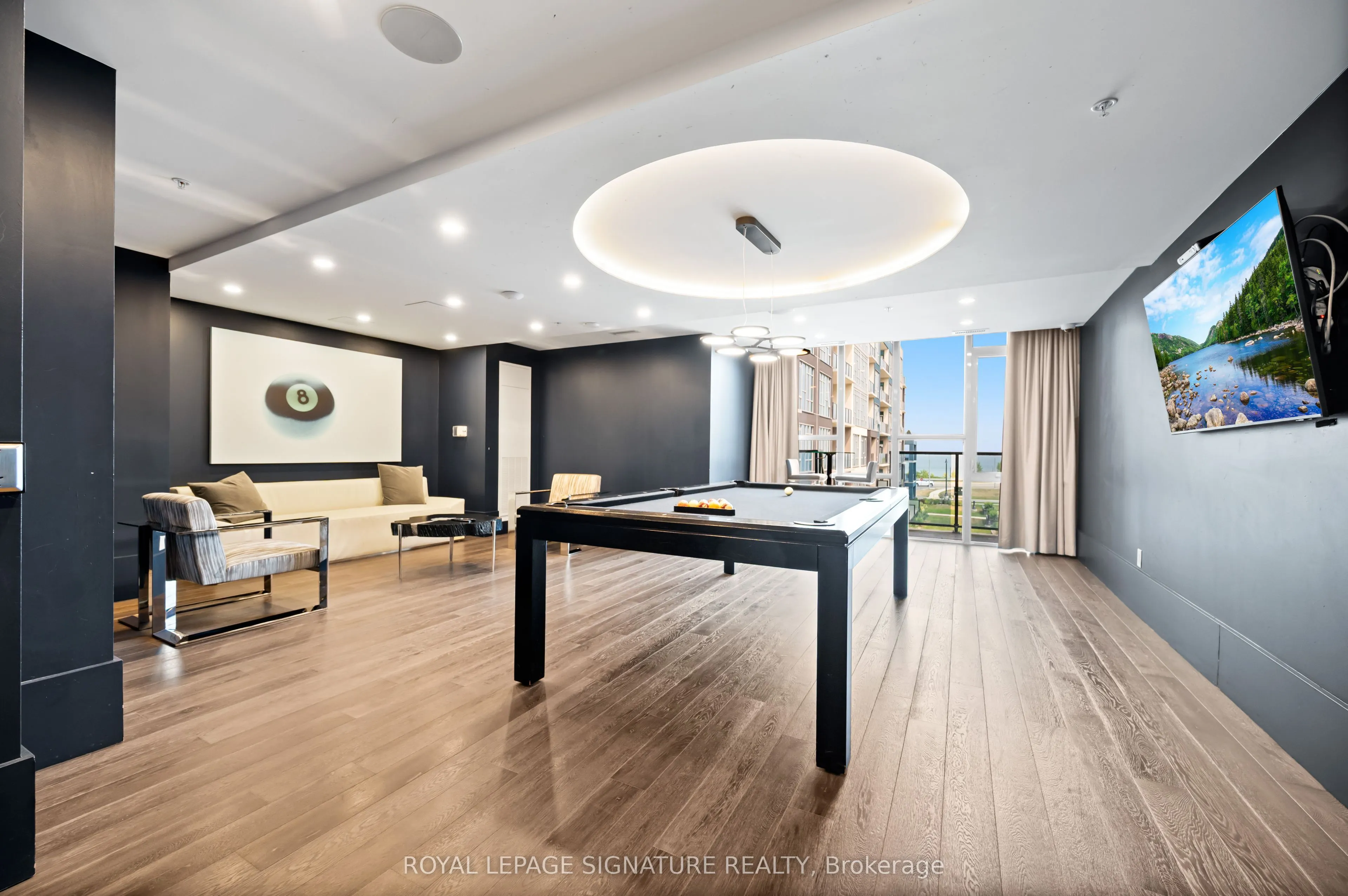 16 Concord Place, #629