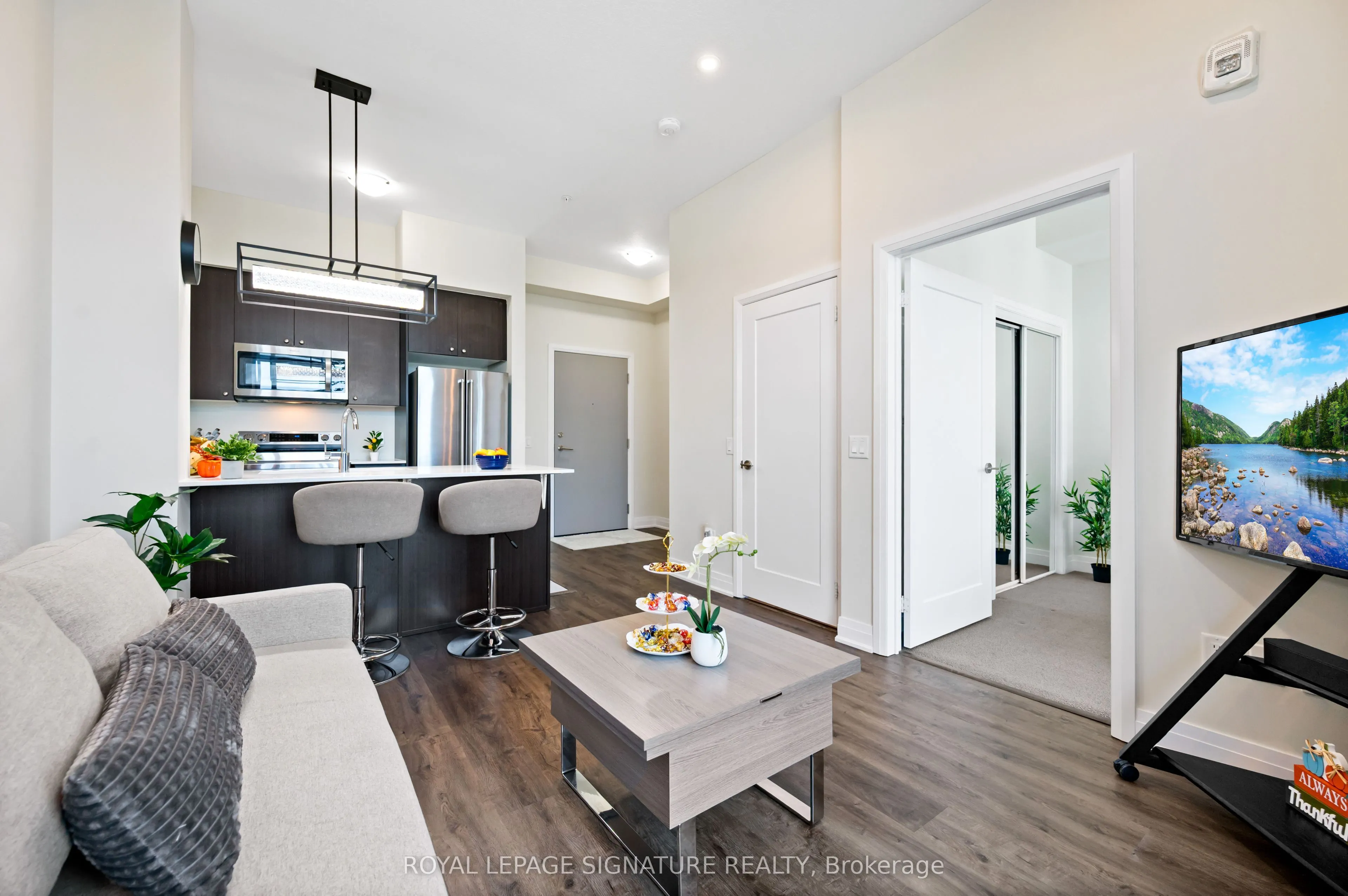 16 Concord Place, #629