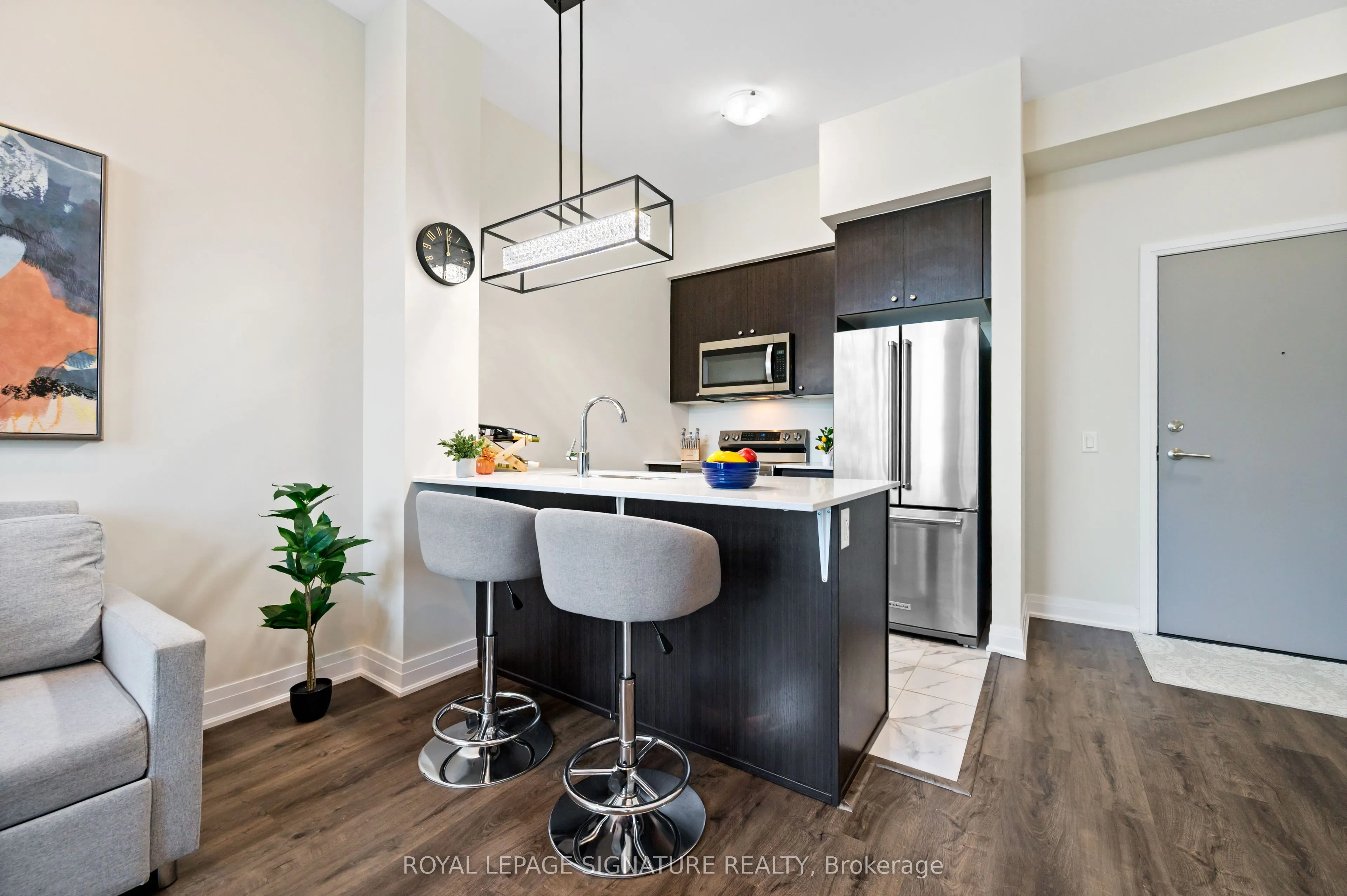 16 Concord Place, #629
