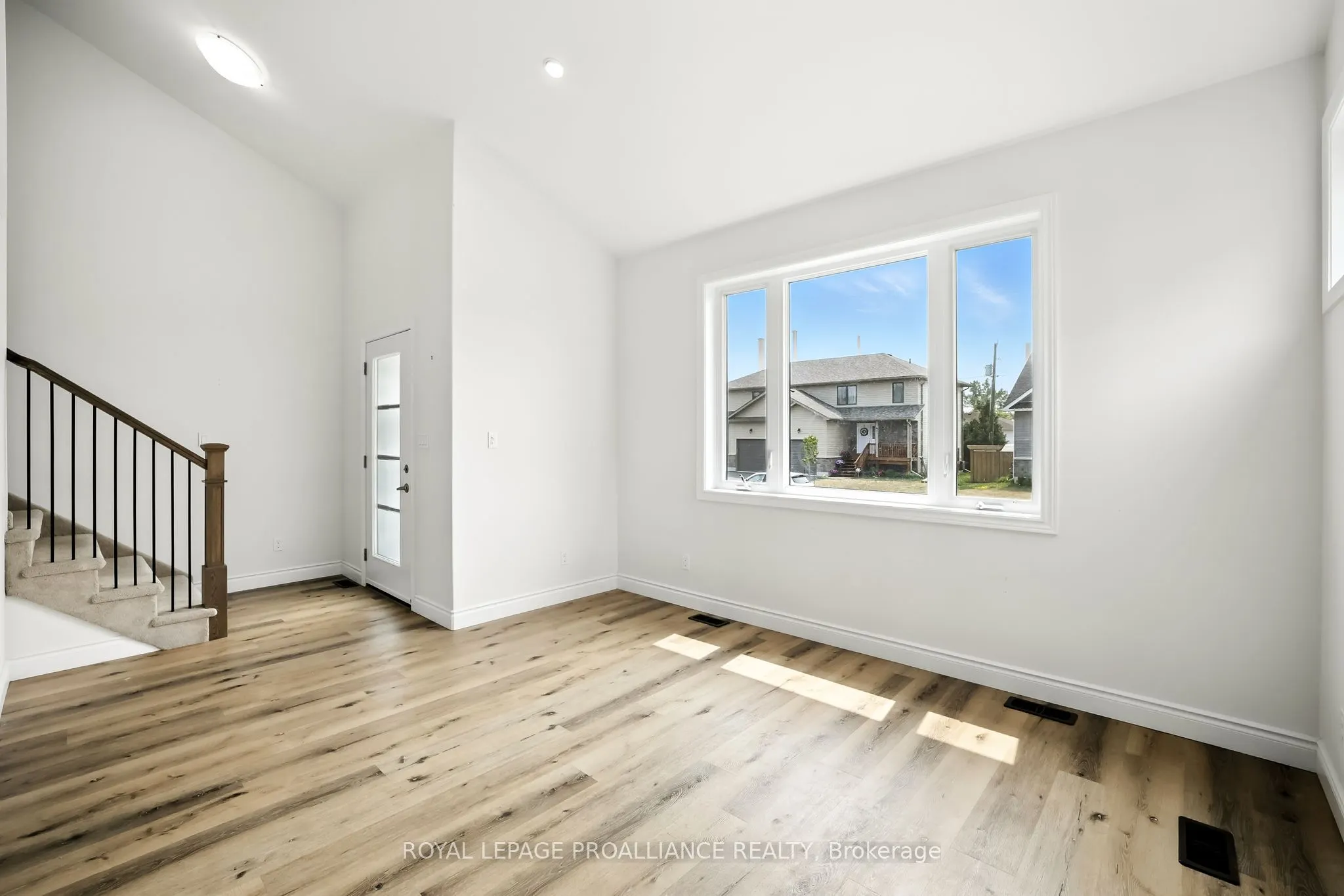 27 Rabbit Road