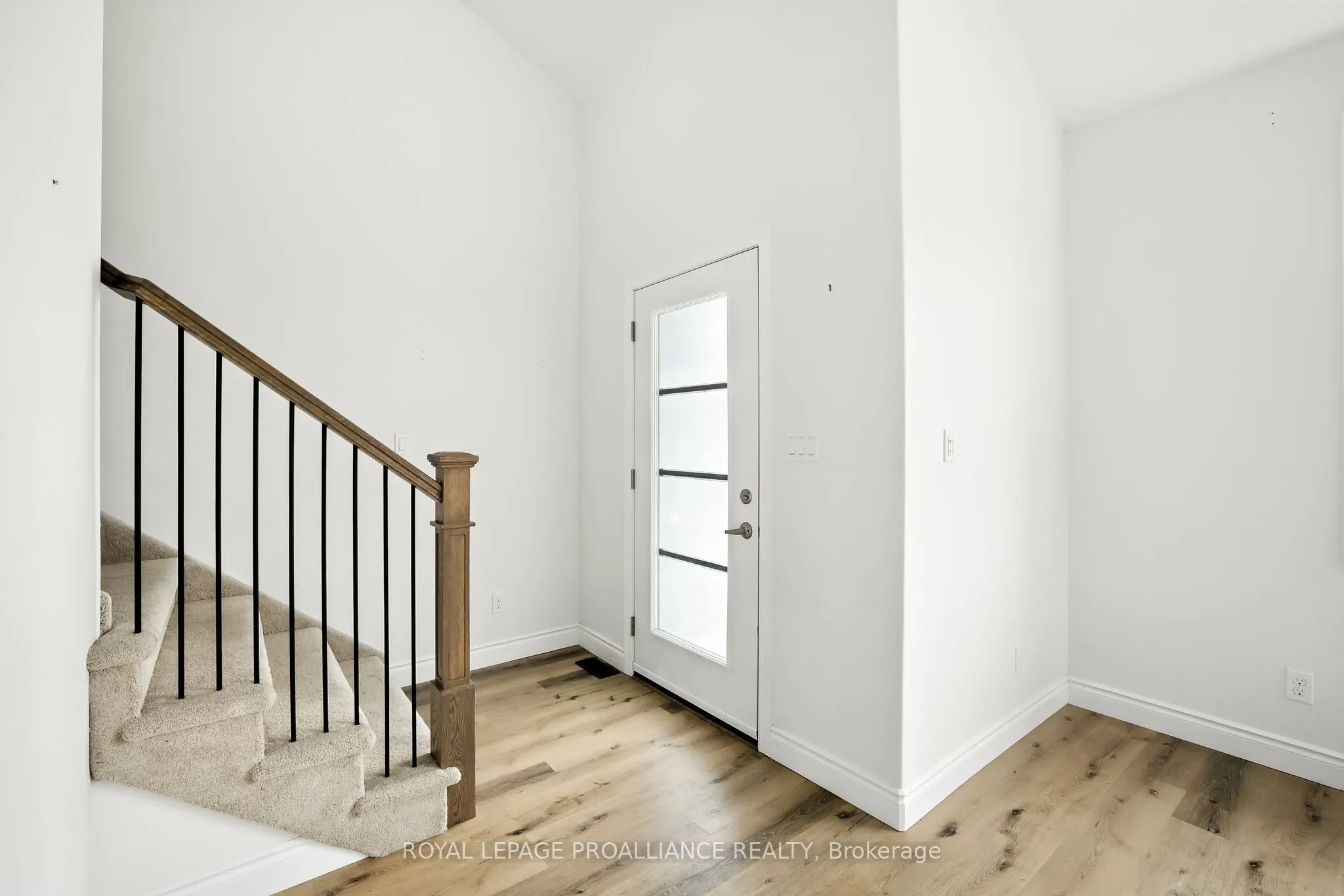 27 Rabbit Road