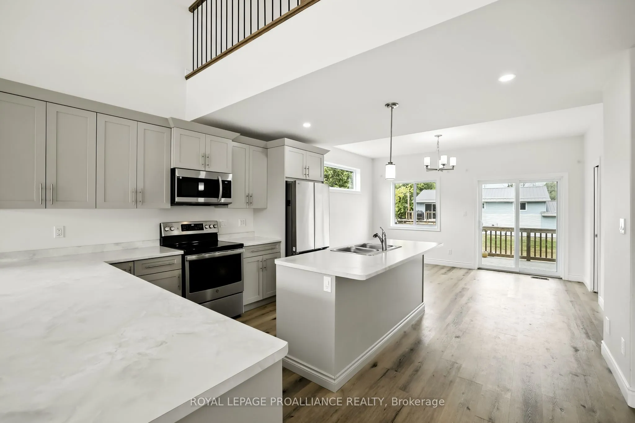27 Rabbit Road