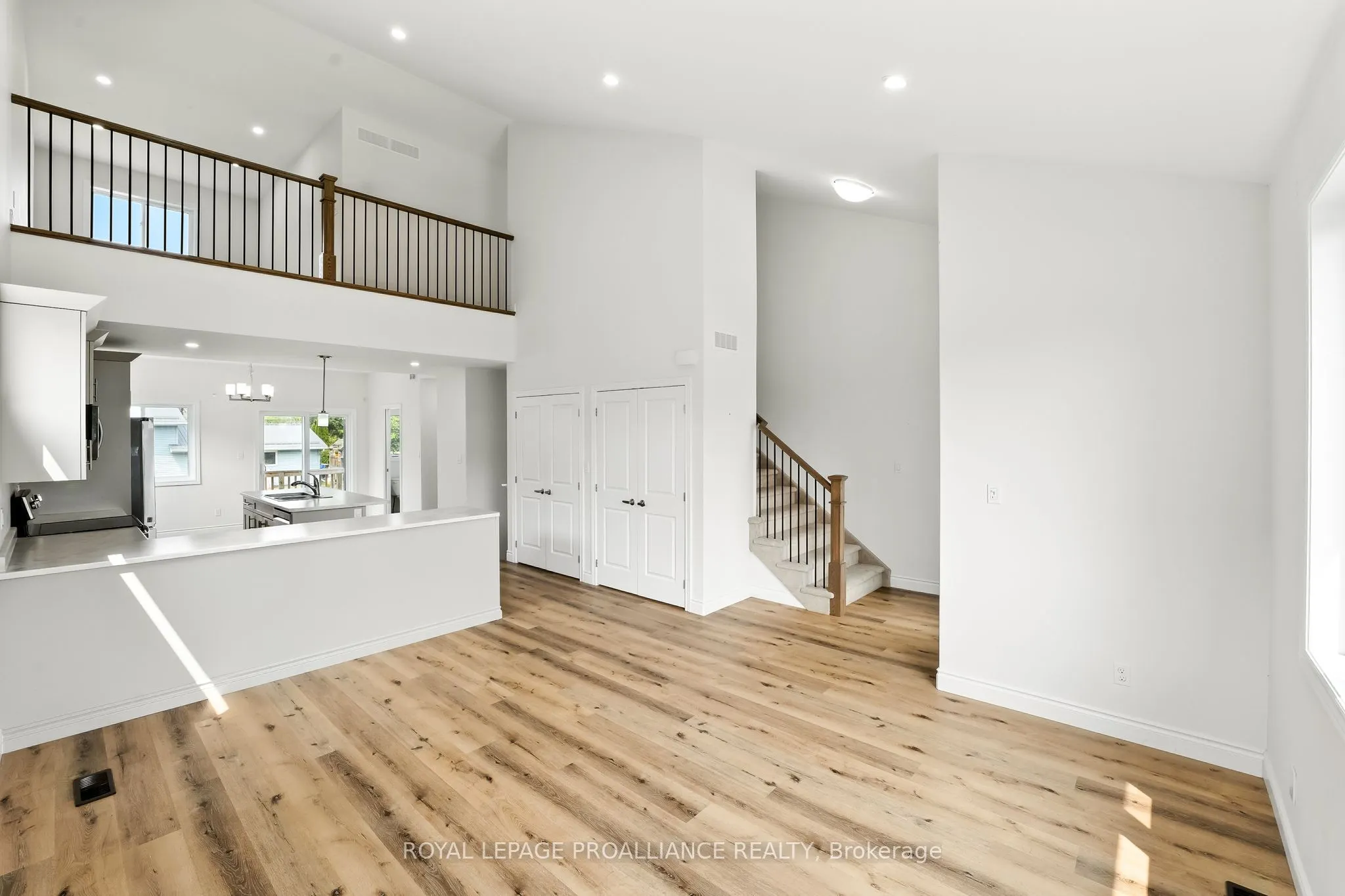 27 Rabbit Road
