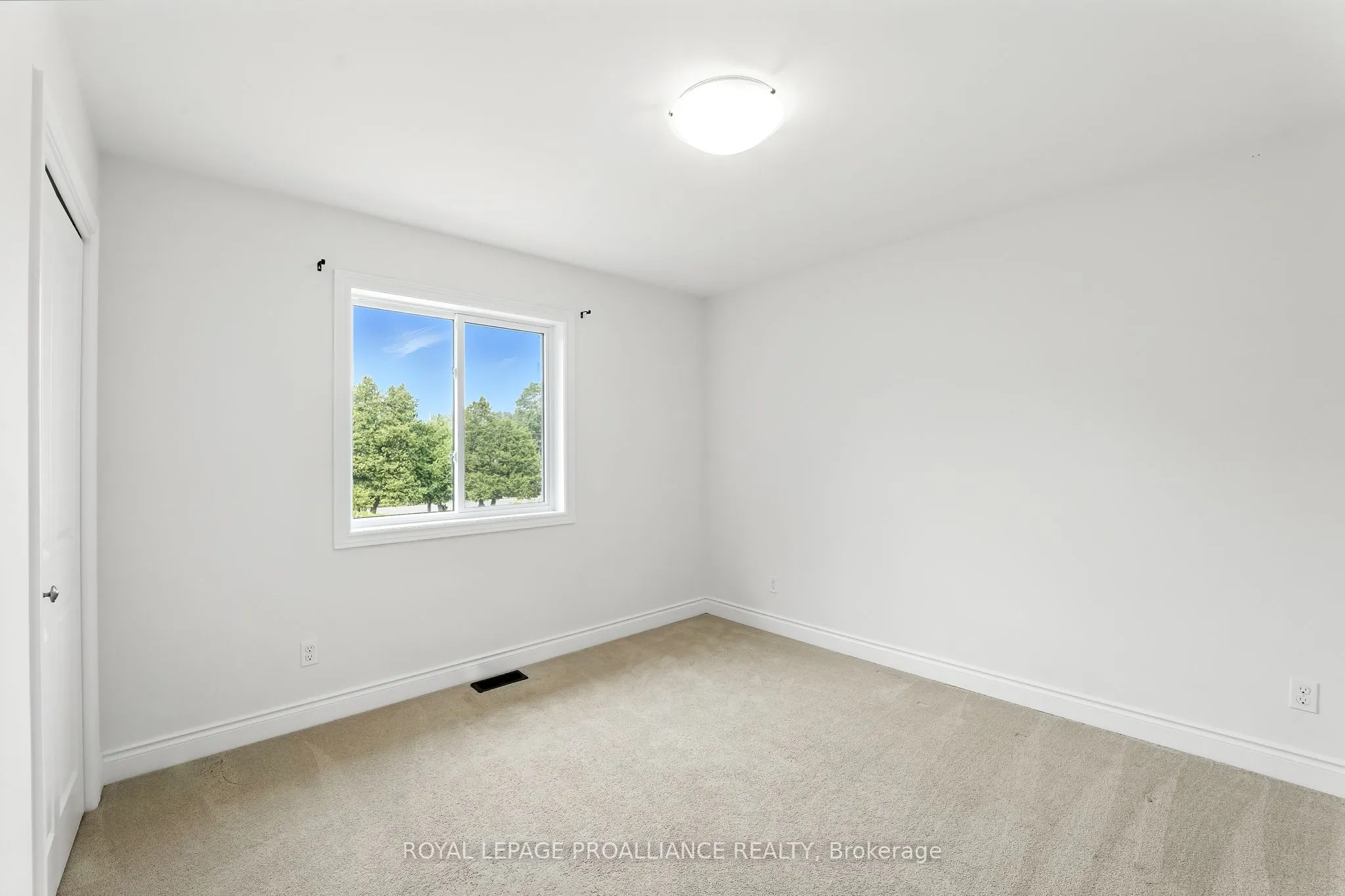 27 Rabbit Road