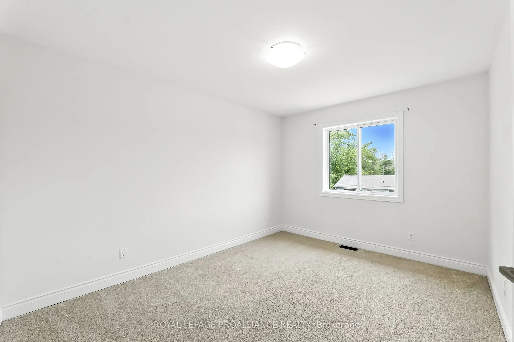 27 Rabbit Road
