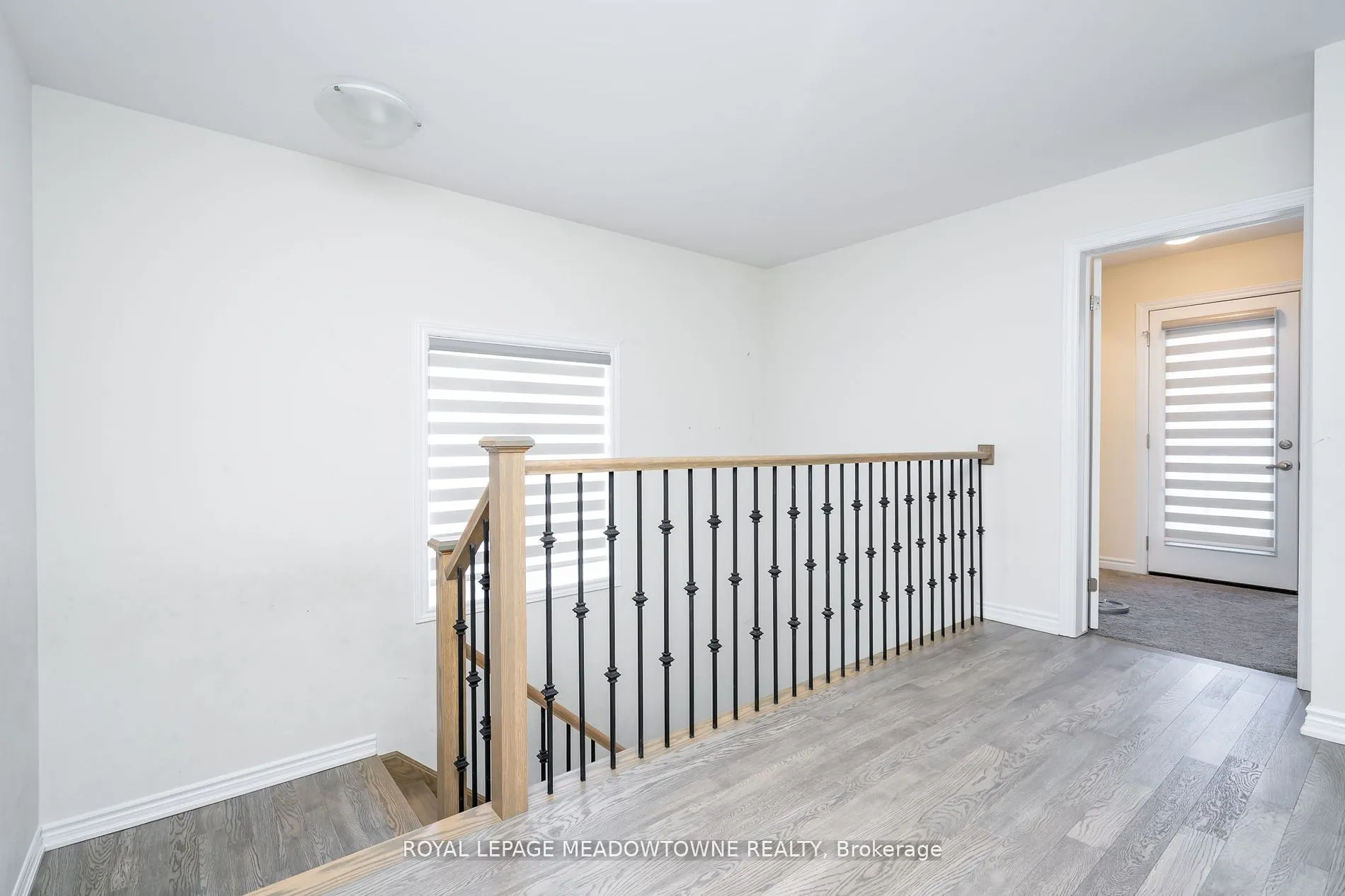16 Bethune Avenue
