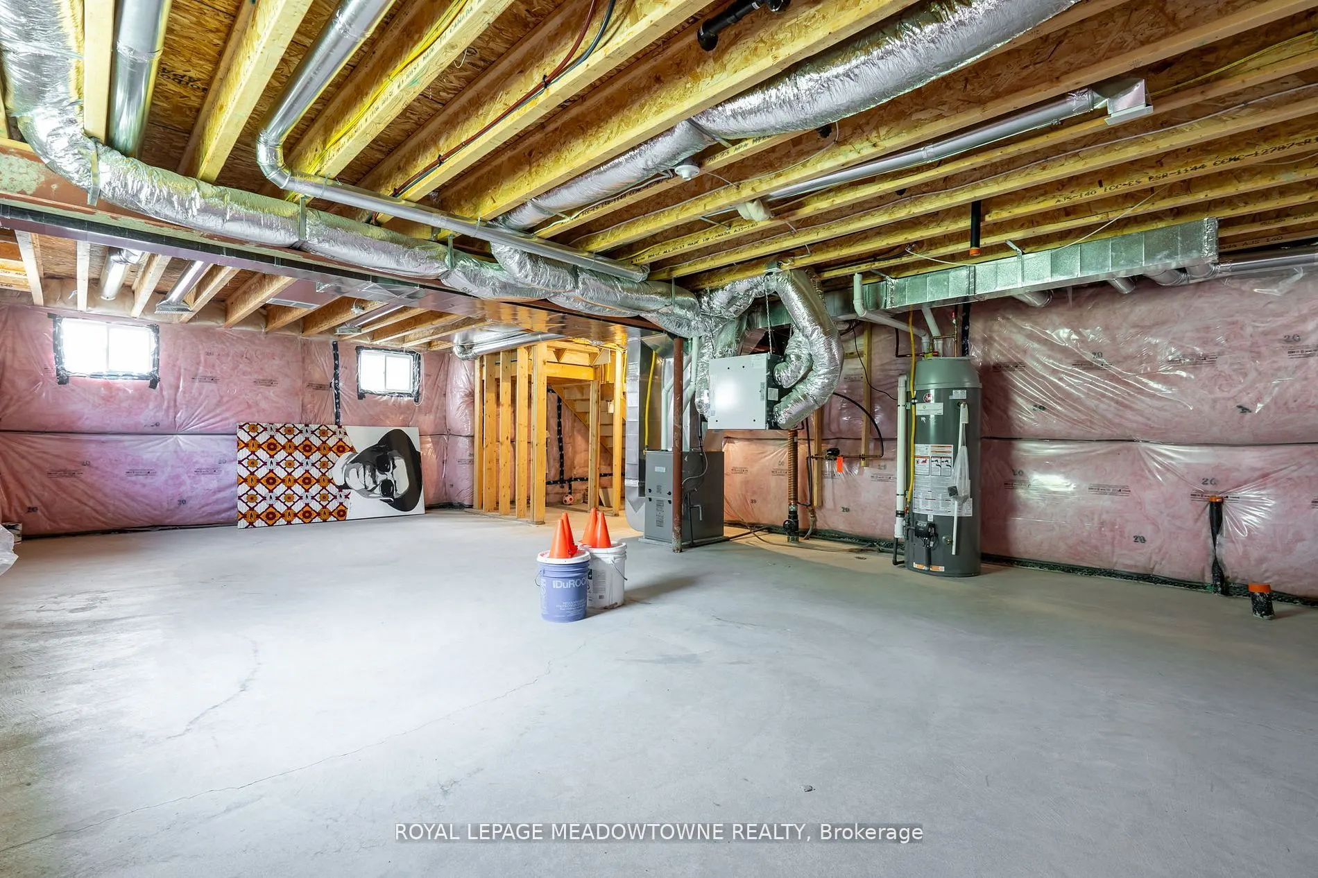 16 Bethune Avenue