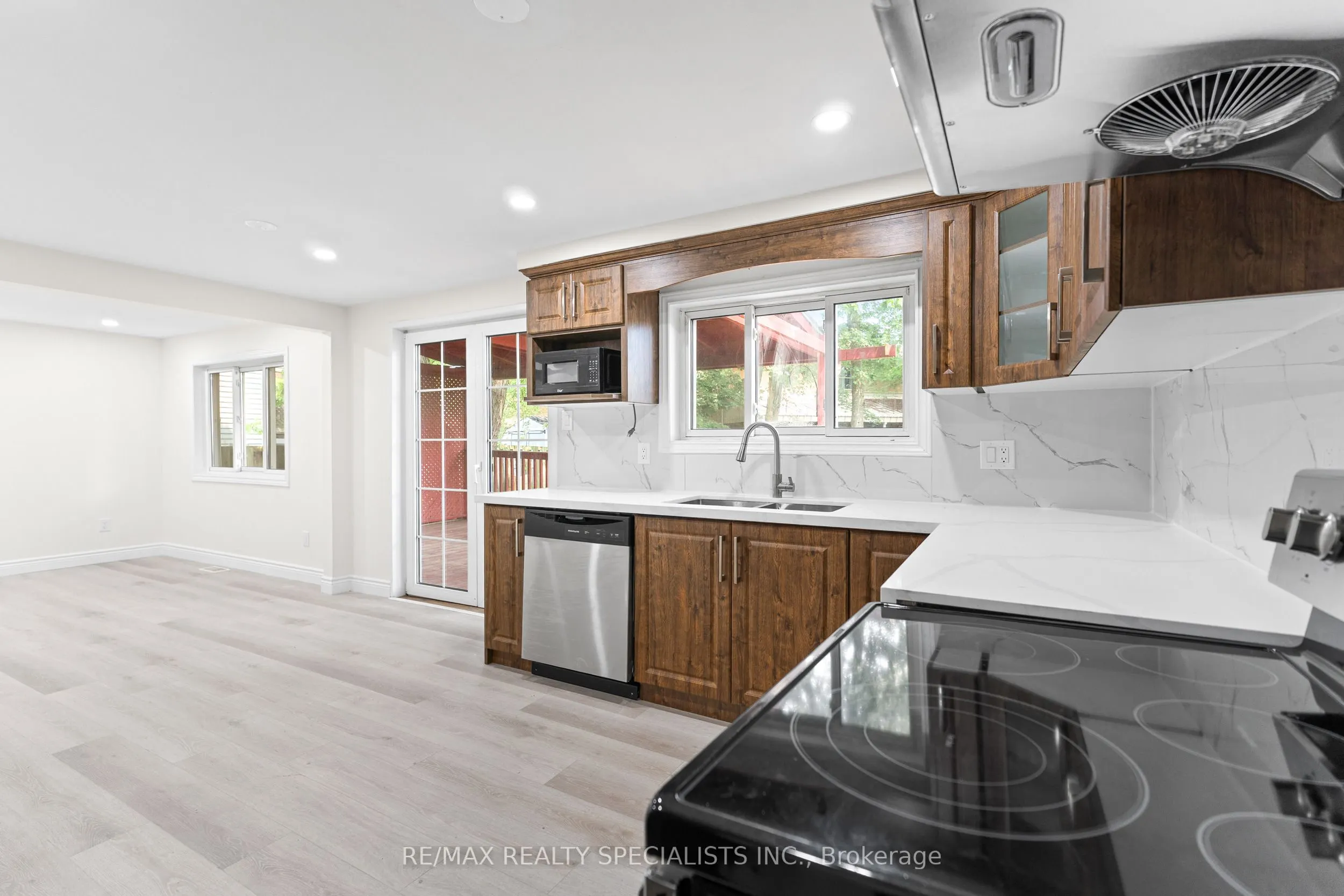 619 Preston Parkway
