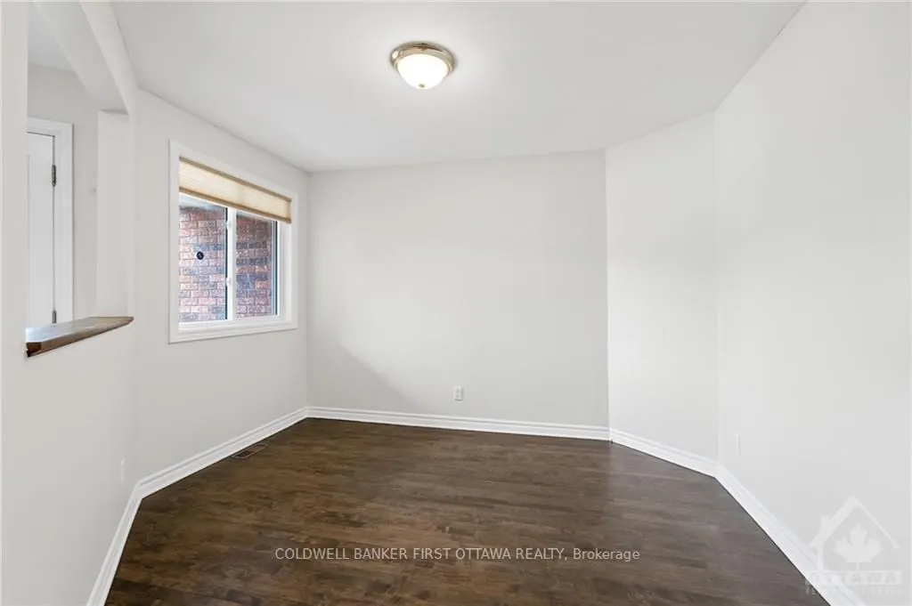7 ROBARTS Crescent