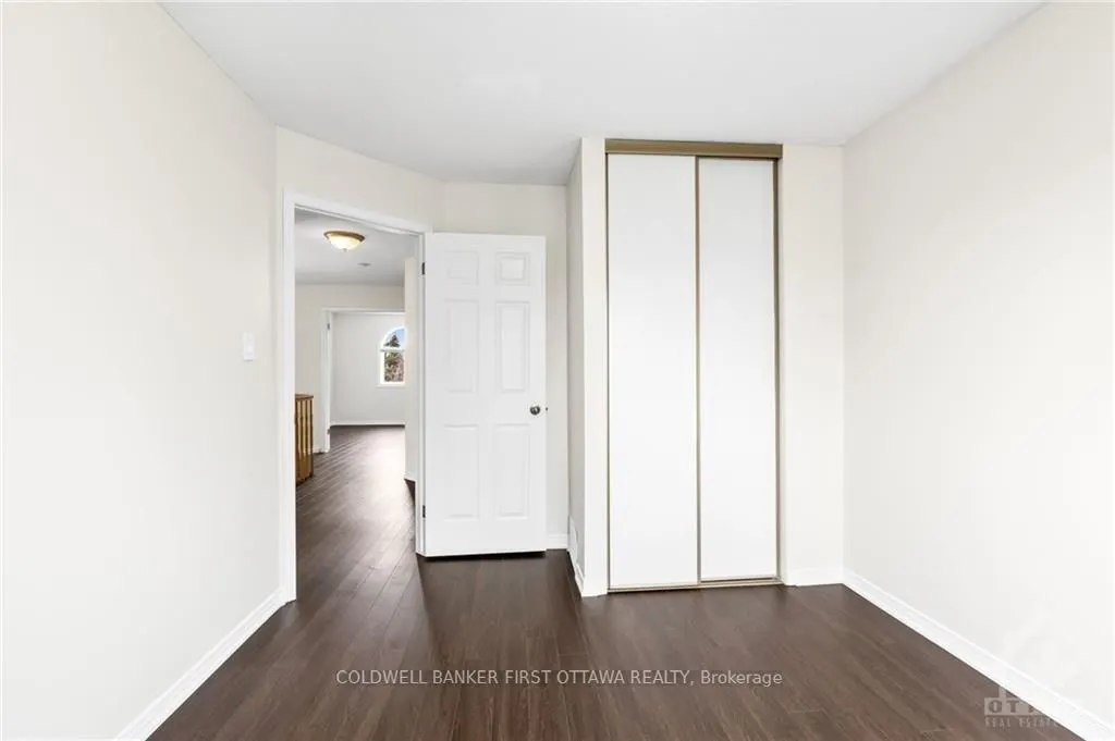 7 ROBARTS Crescent