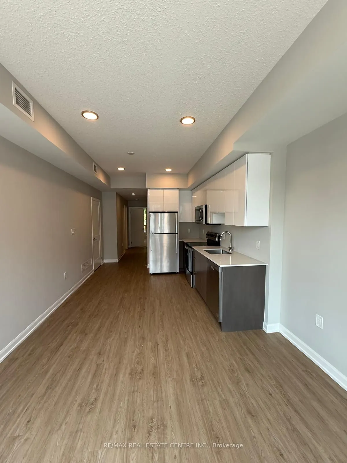 708 WOOLWICH Street, #415