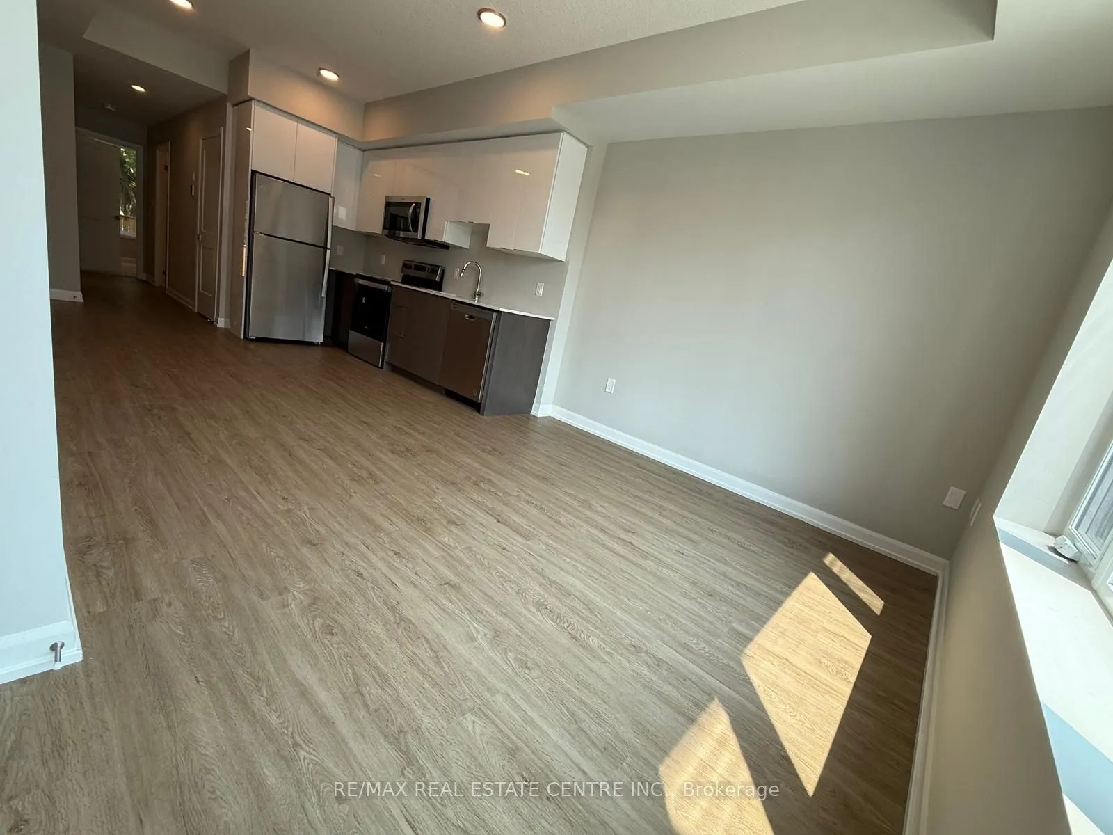 708 WOOLWICH Street, #415
