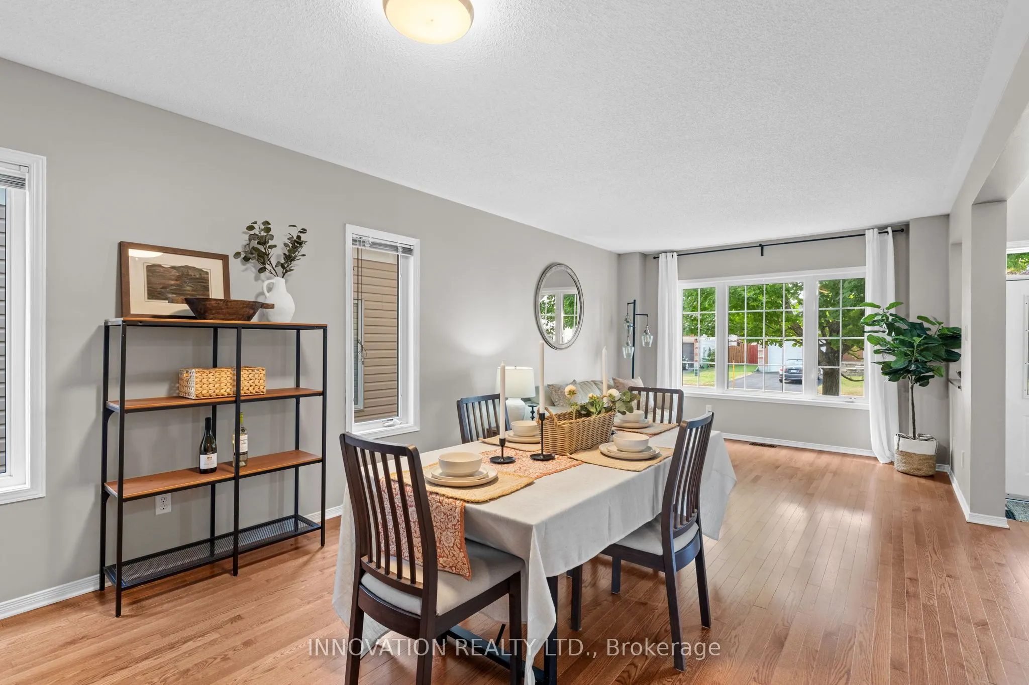92 Lamadeleine Boulevard