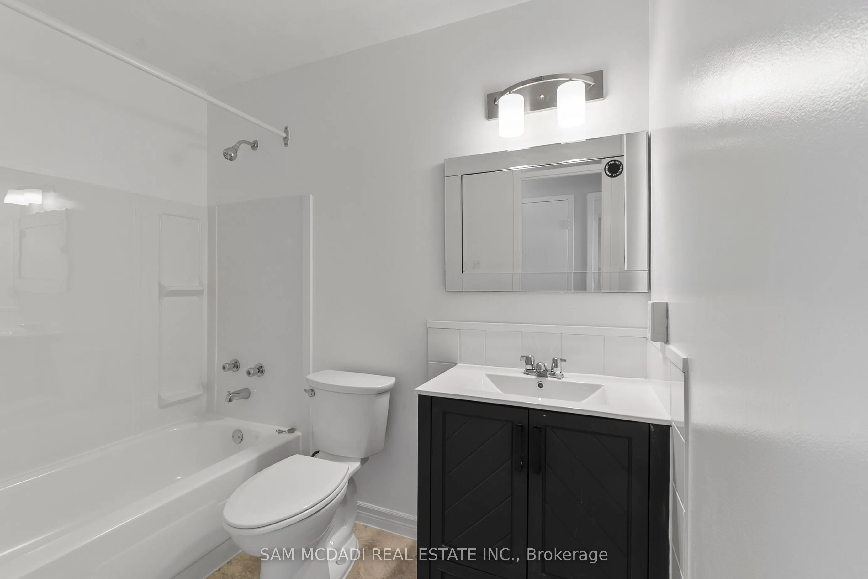 62 Spencer Street, #401