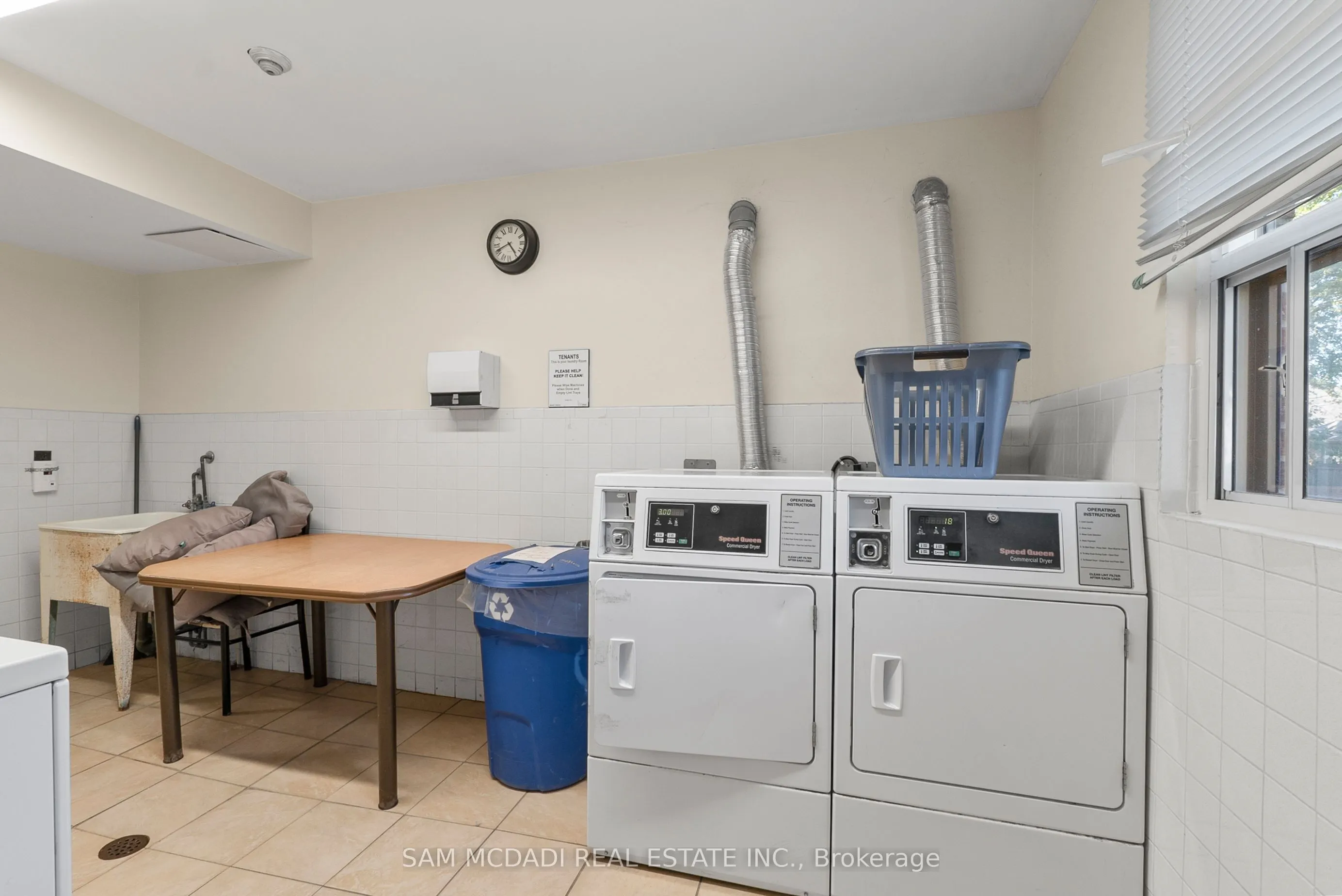 62 Spencer Street, #401