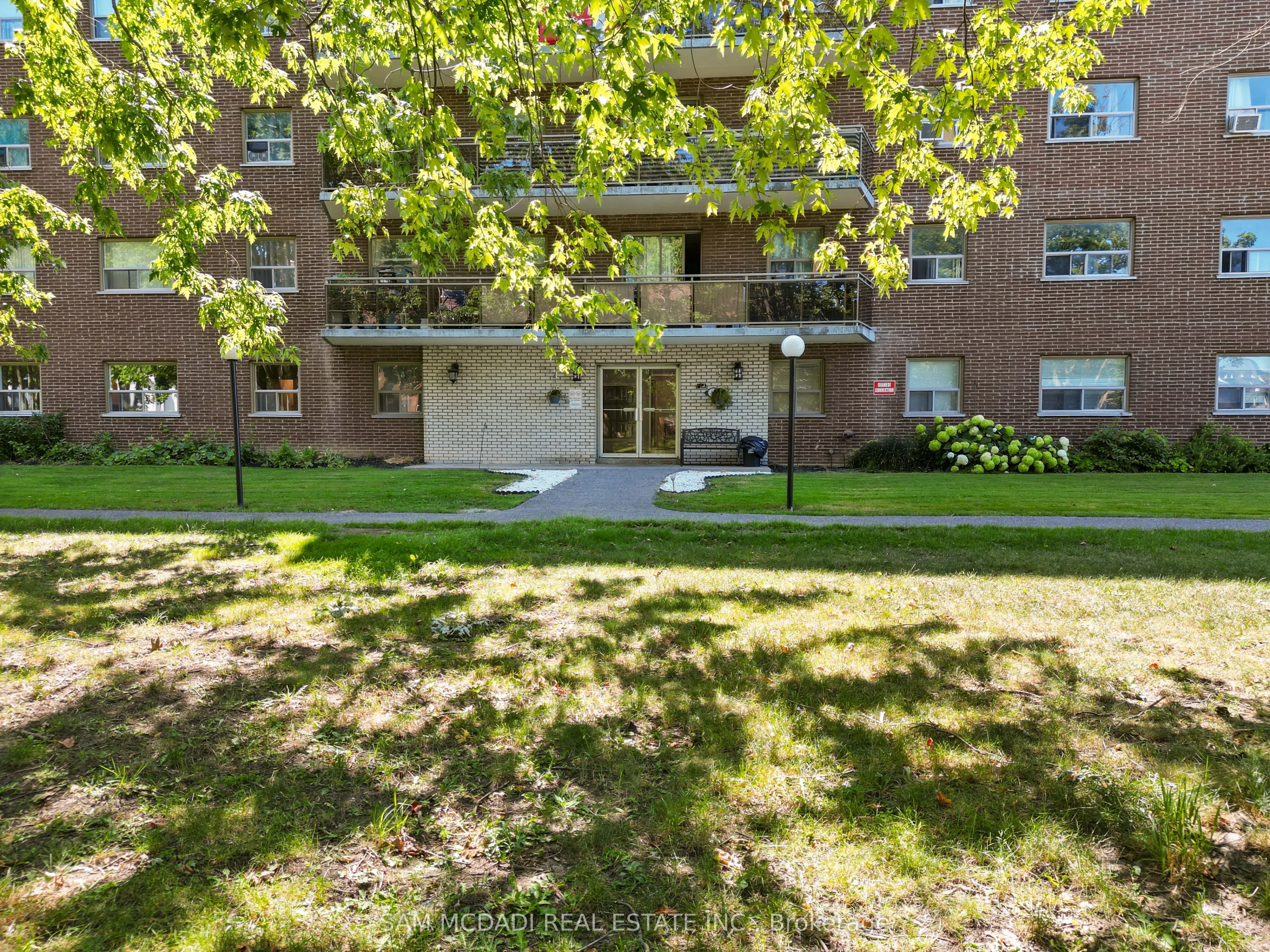 62 Spencer Street, #401