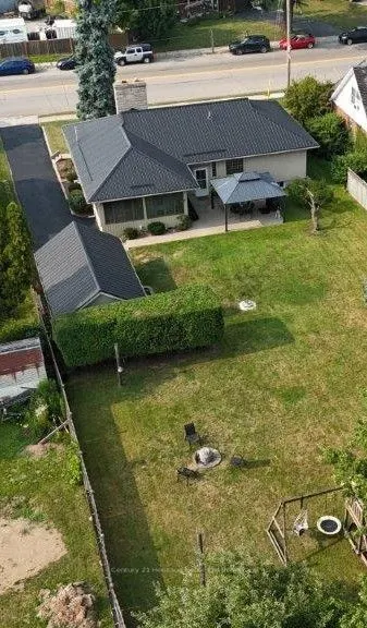 12 Parkview Road