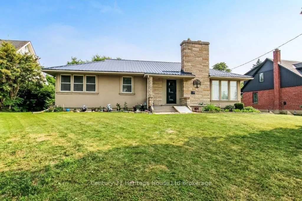12 Parkview Road