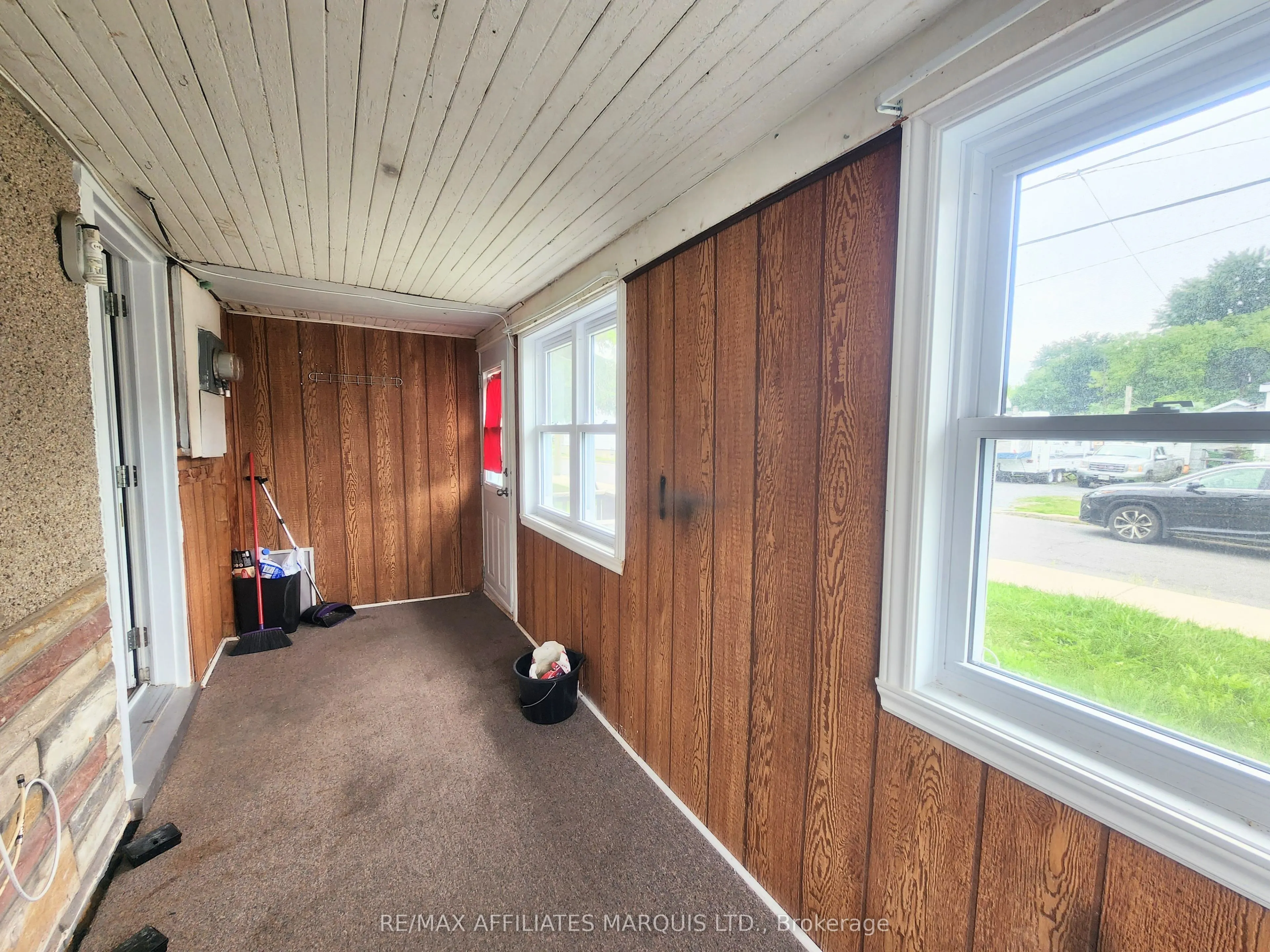 12-12A Cartier Avenue